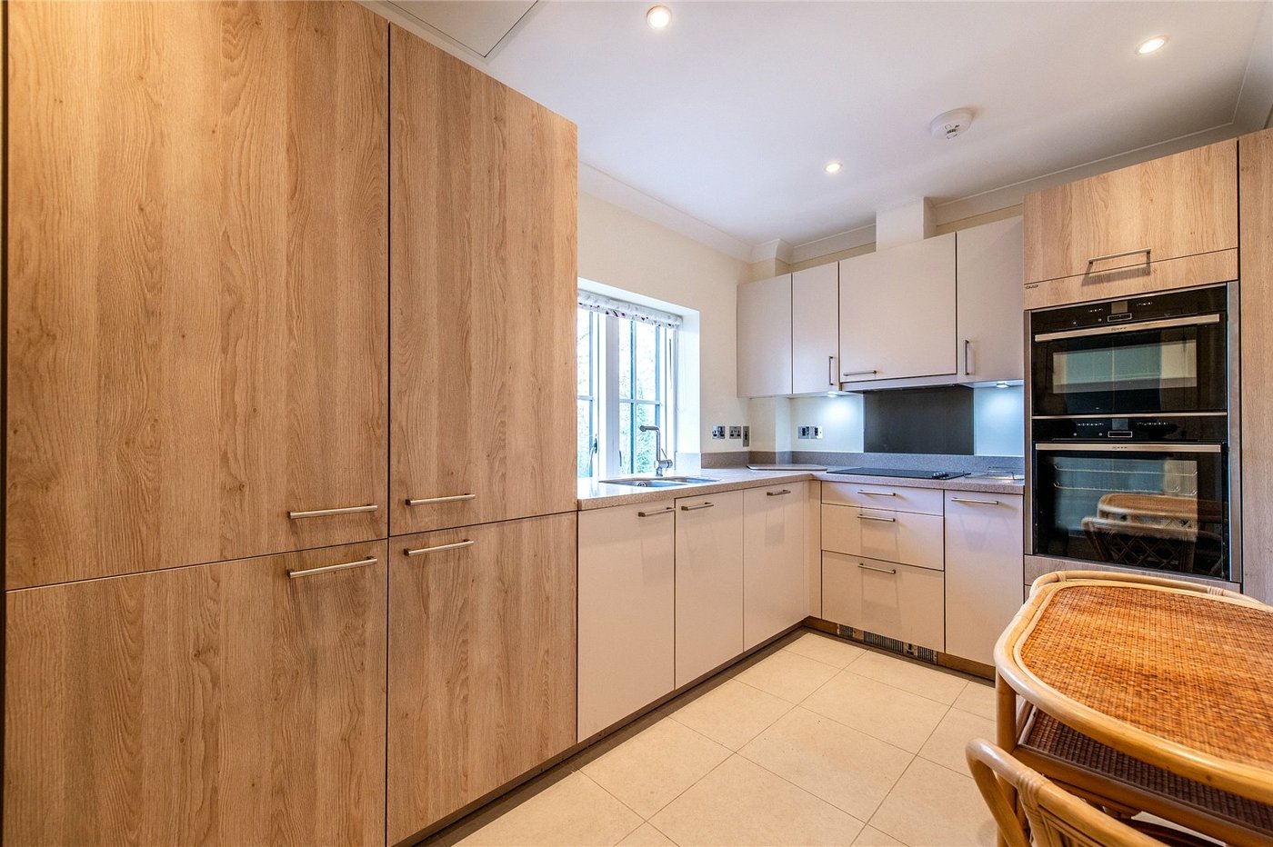 2 bedroom property for sale in Maidstone | Robinson Michael & Jackson