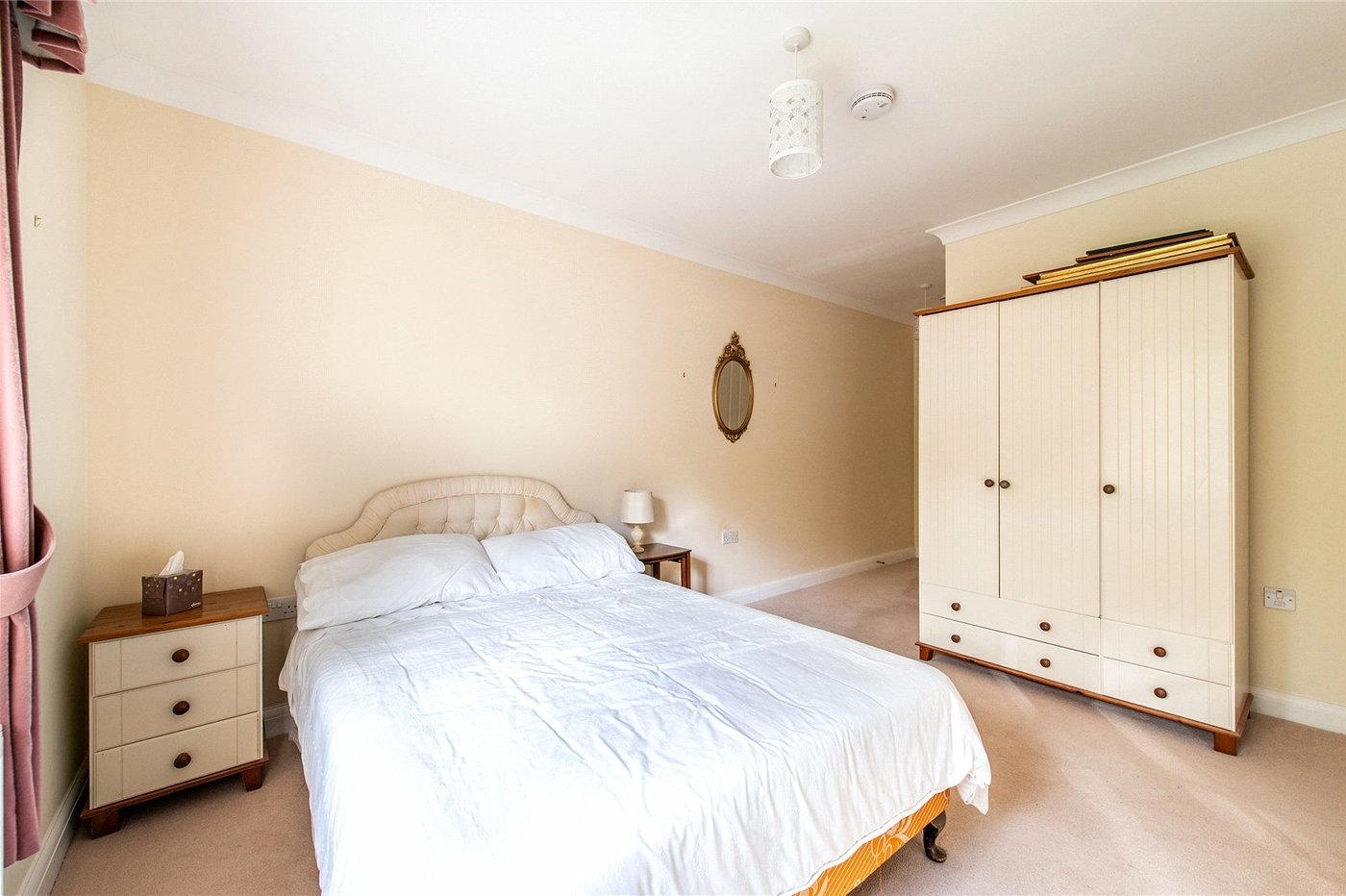 2 bedroom property for sale in Maidstone | Robinson Michael & Jackson