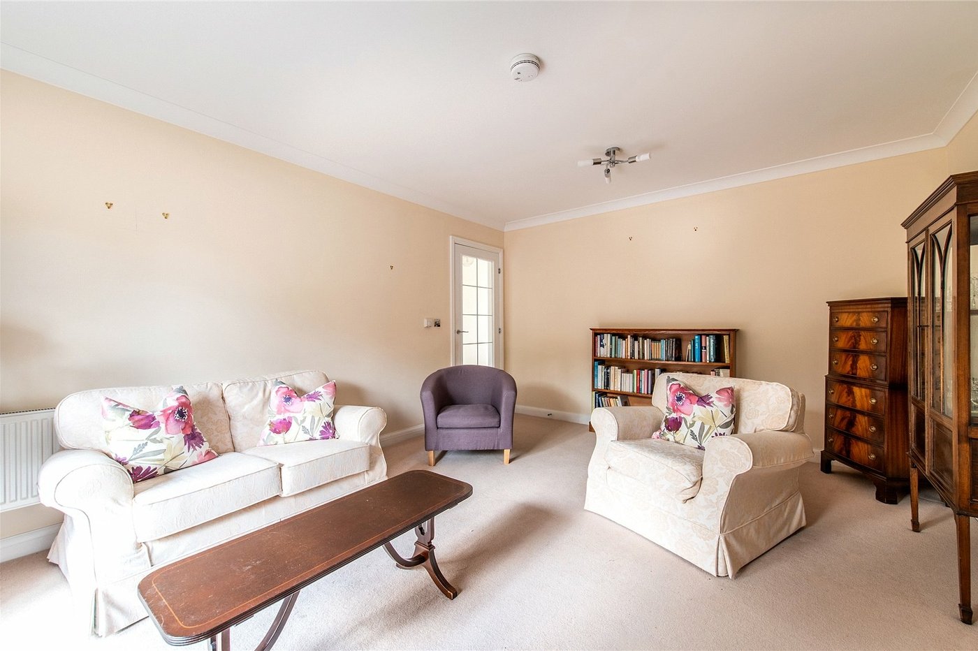 2 bedroom property for sale in Maidstone | Robinson Michael & Jackson