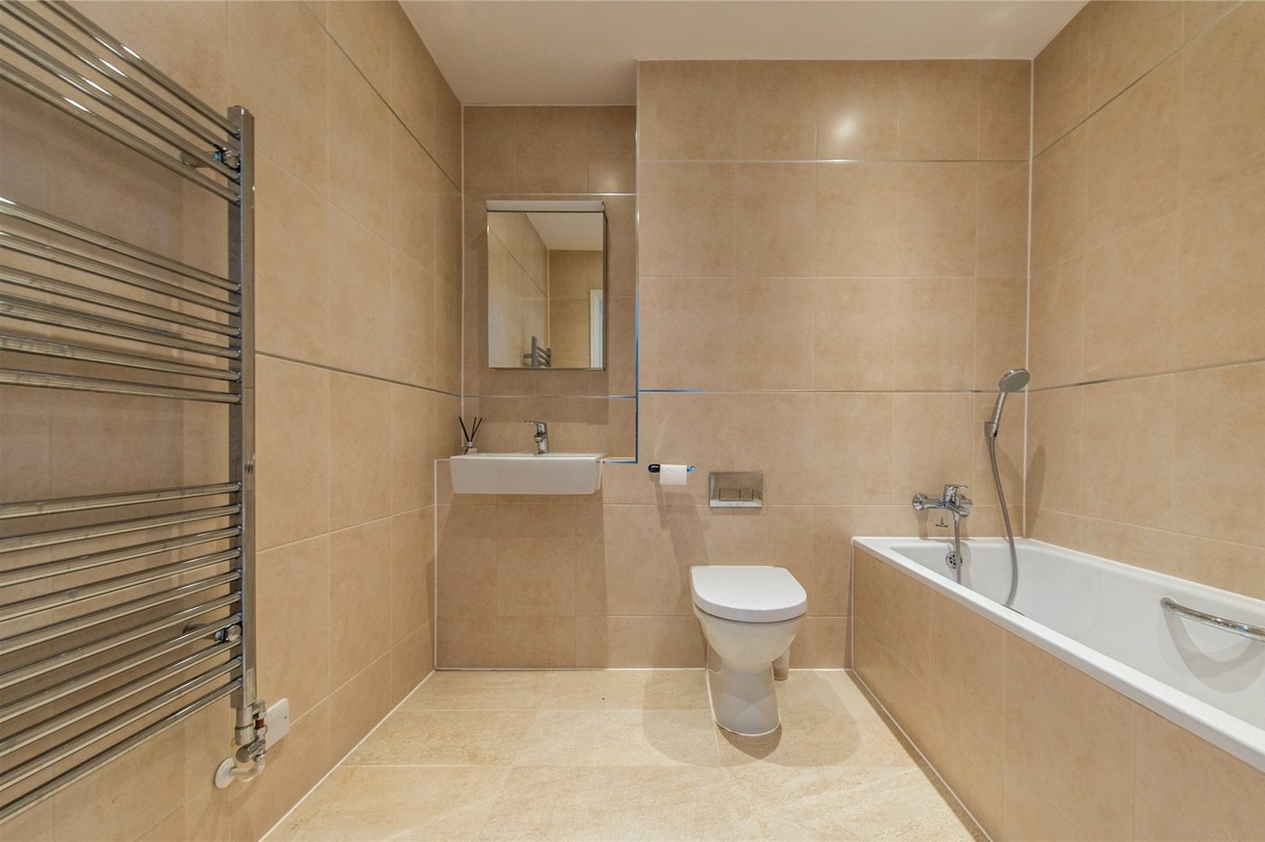2 bedroom property for sale in Maidstone | Robinson Michael & Jackson