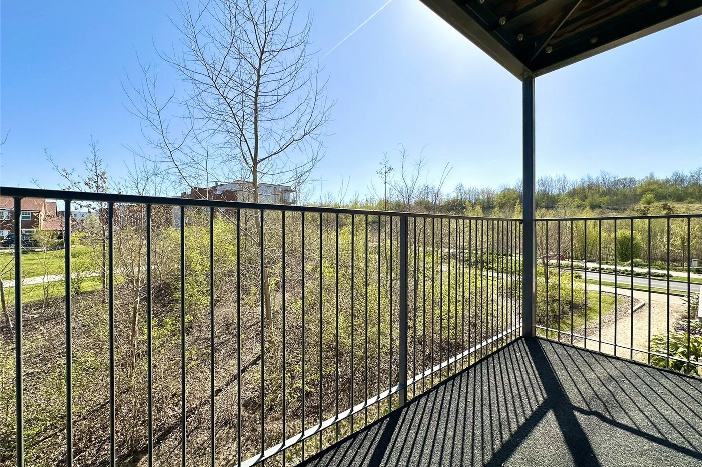 2 bedroom property for sale in Castle Hill | Robinson Jackson