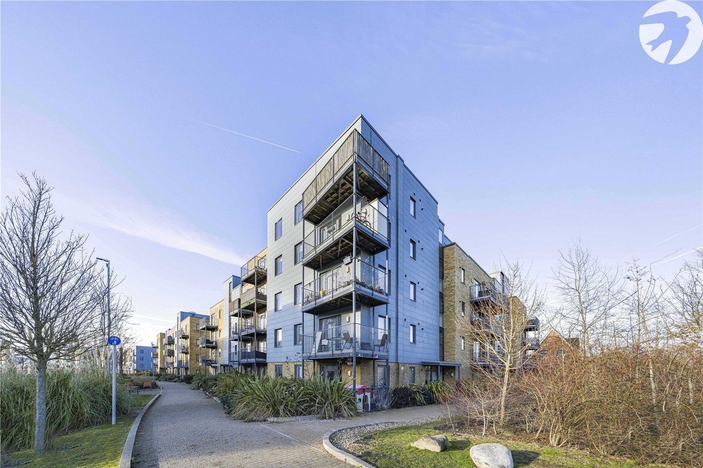 2 bedroom property for sale in Castle Hill | Robinson Jackson