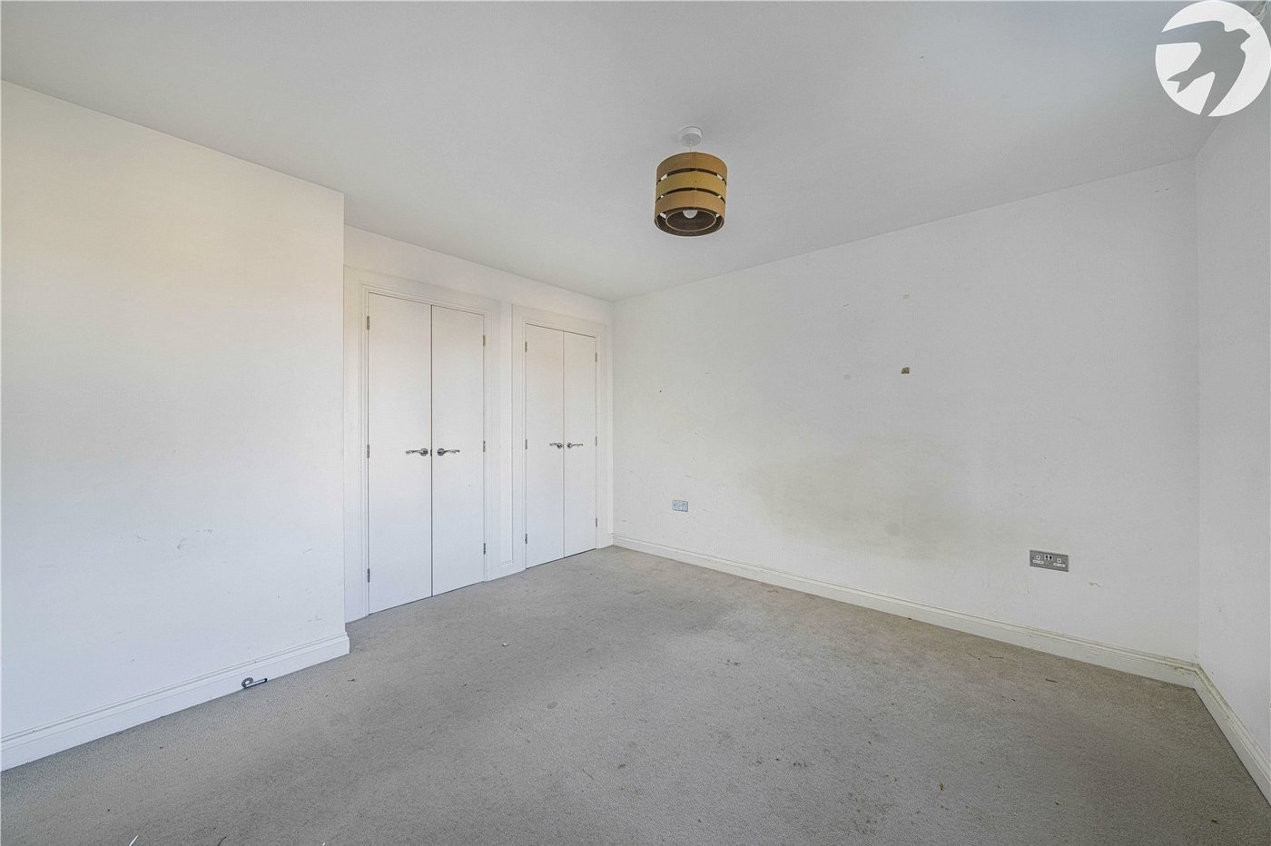 2 bedroom property for sale in Castle Hill | Robinson Jackson