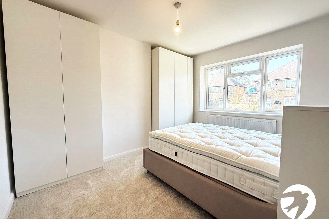 3 bedroom house for sale in London | Robinson Jackson