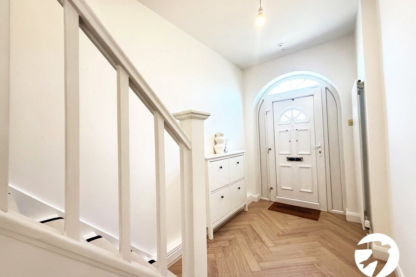 3 bedroom house for sale in London | Robinson Jackson