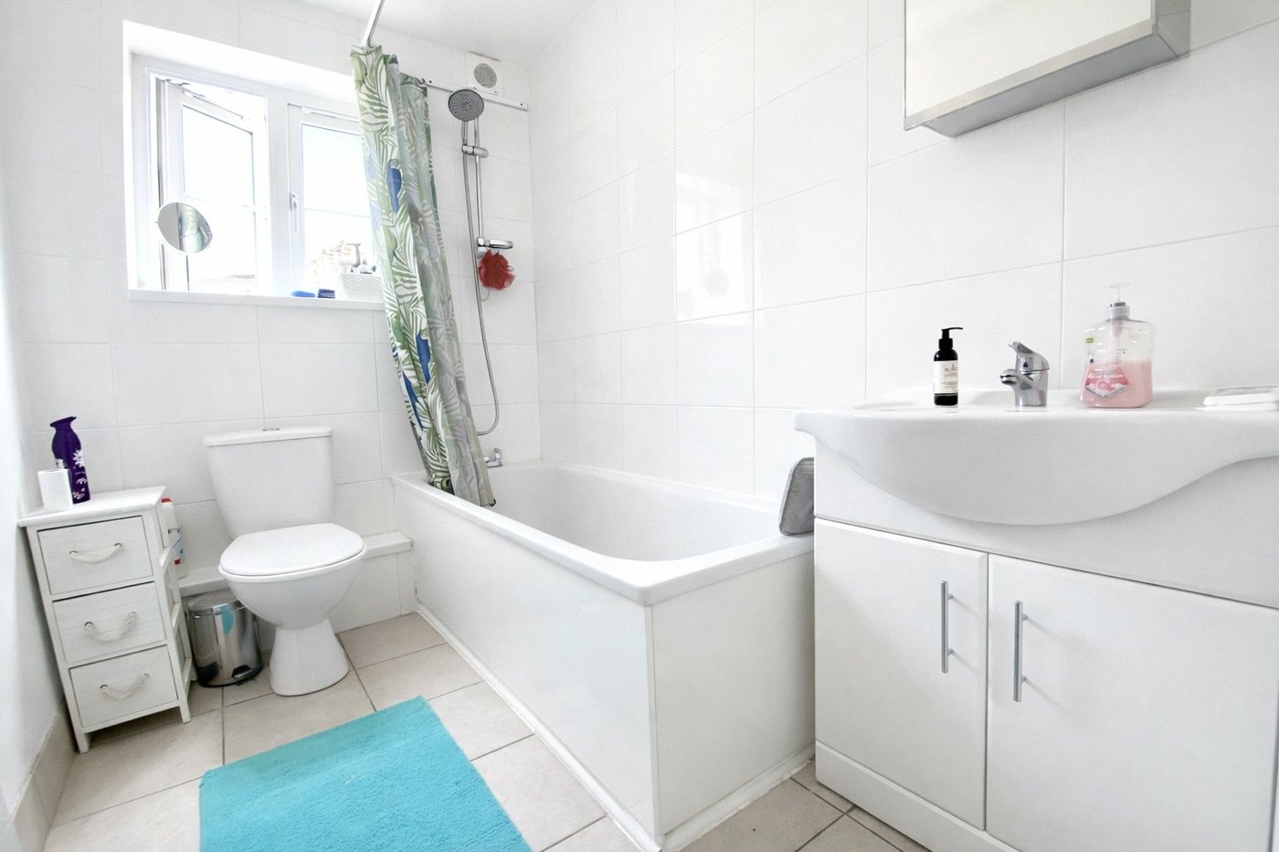 2 bedroom property for sale in Lewisham | Robinson Jackson