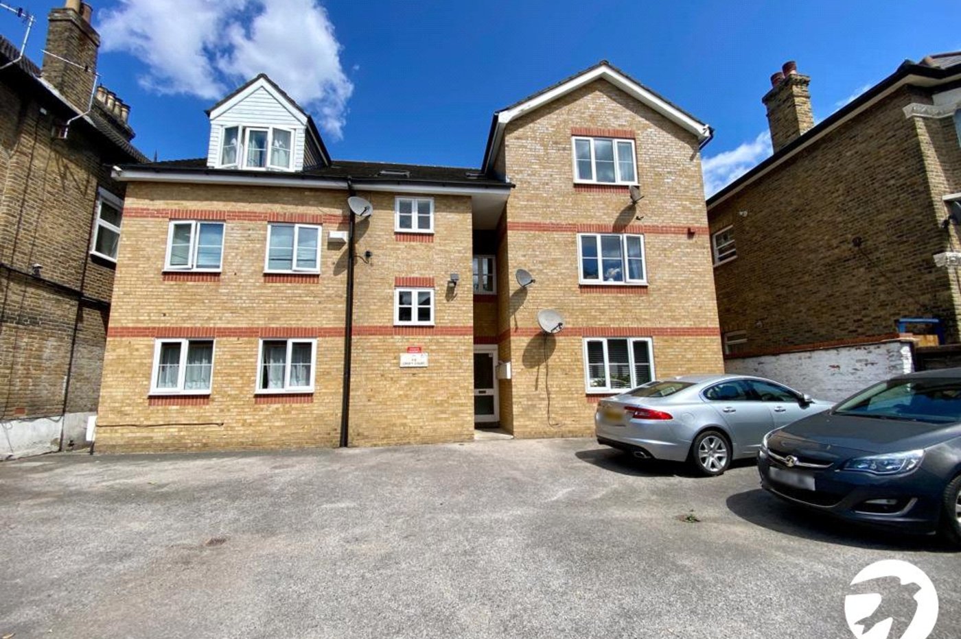 2 bedroom property for sale in Lewisham | Robinson Jackson