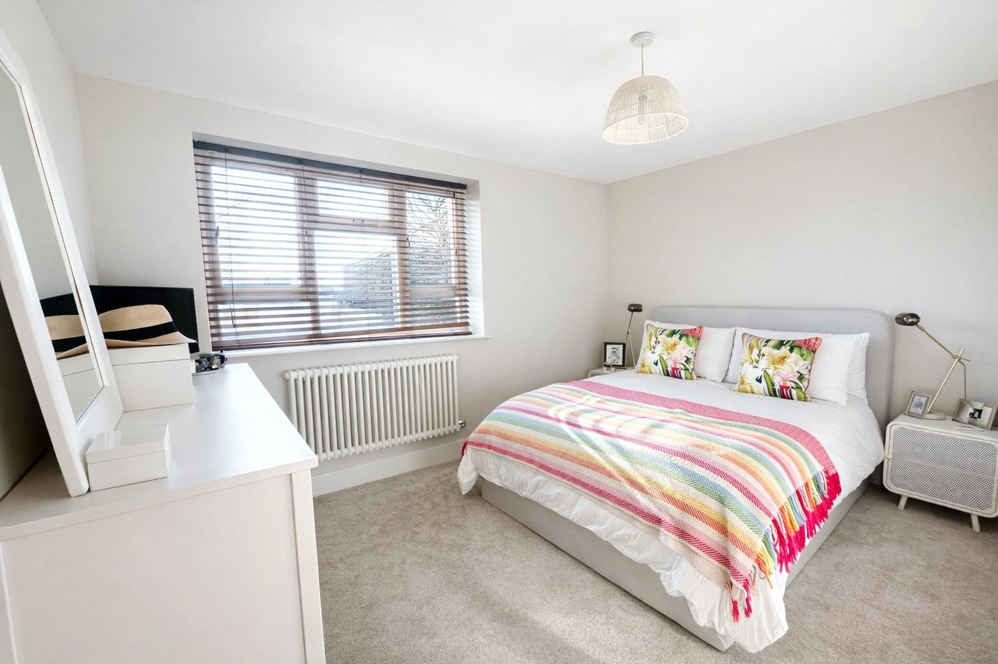 1 bedroom property for sale in London | Robinson Jackson