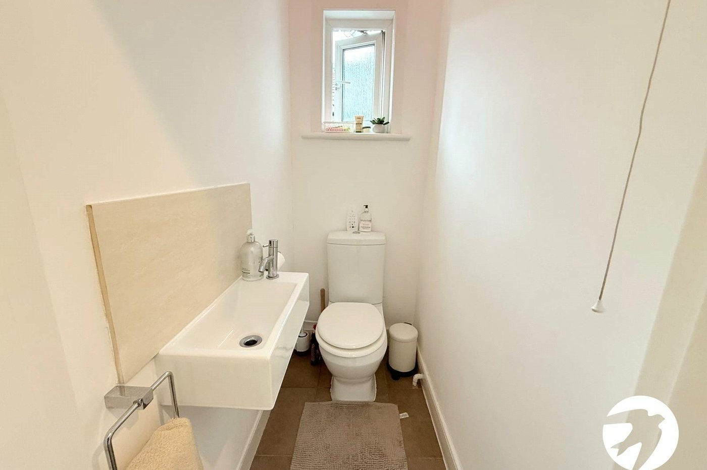 4 bedroom house for sale in London | Robinson Jackson