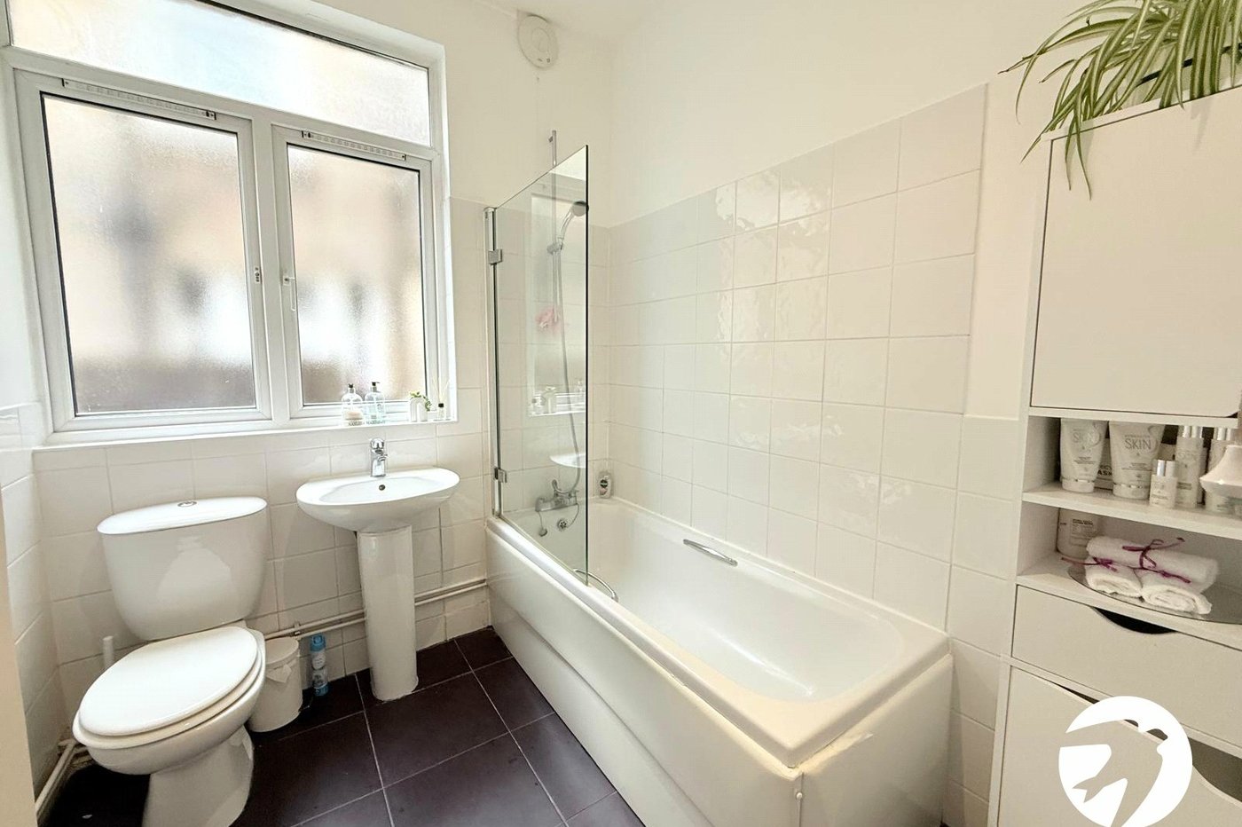 4 bedroom house for sale in London | Robinson Jackson