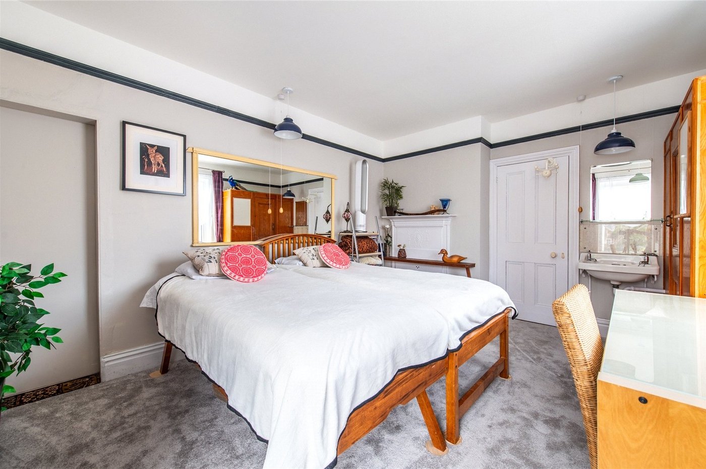 3 bedroom house for sale in Rochester | Robinson Michael & Jackson