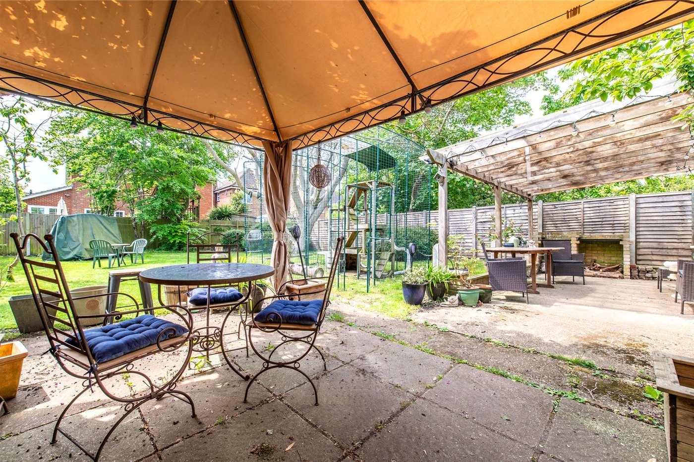3 bedroom house for sale in Rochester | Robinson Michael & Jackson