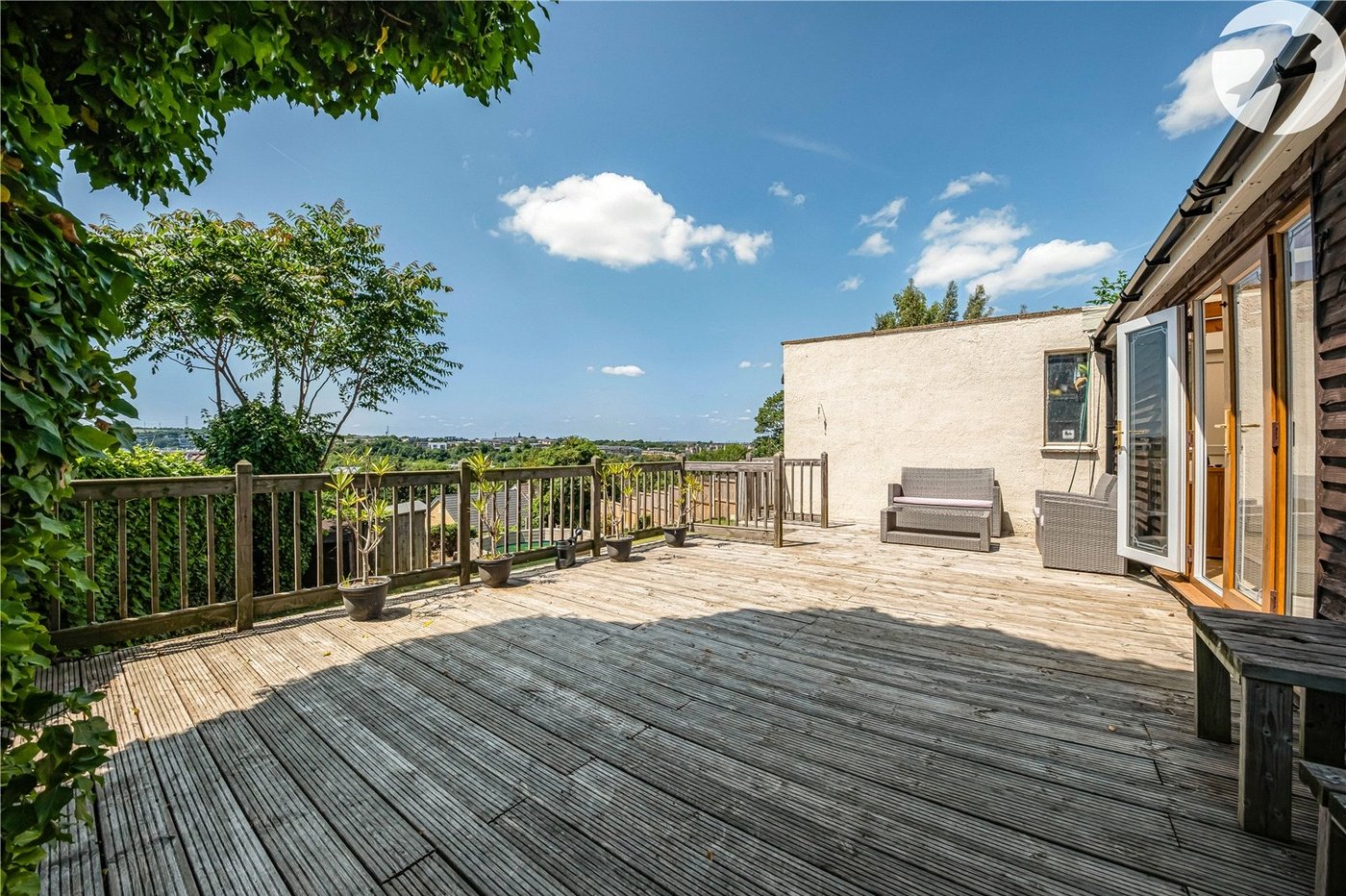 2 bedroom bungalow for sale in Greenhithe | Robinson Jackson