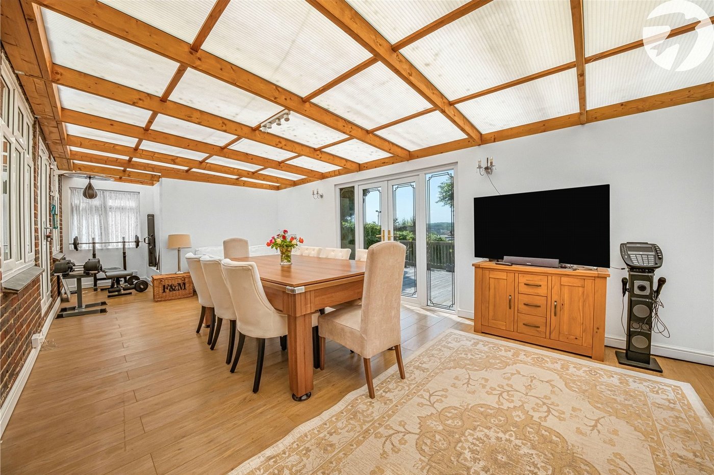 2 bedroom bungalow for sale in Greenhithe | Robinson Jackson