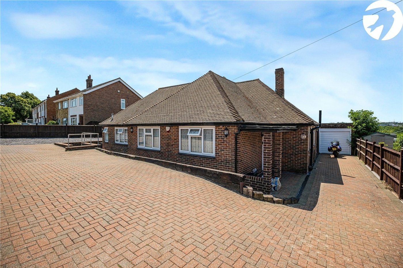 2 bedroom bungalow for sale in Greenhithe | Robinson Jackson