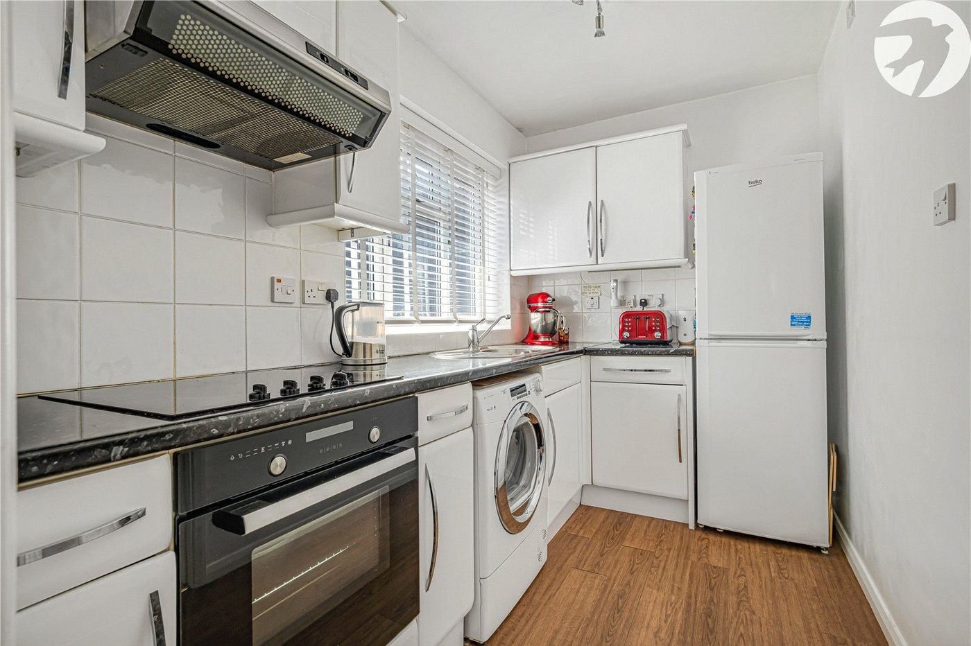 2 bedroom bungalow for sale in Greenhithe | Robinson Jackson