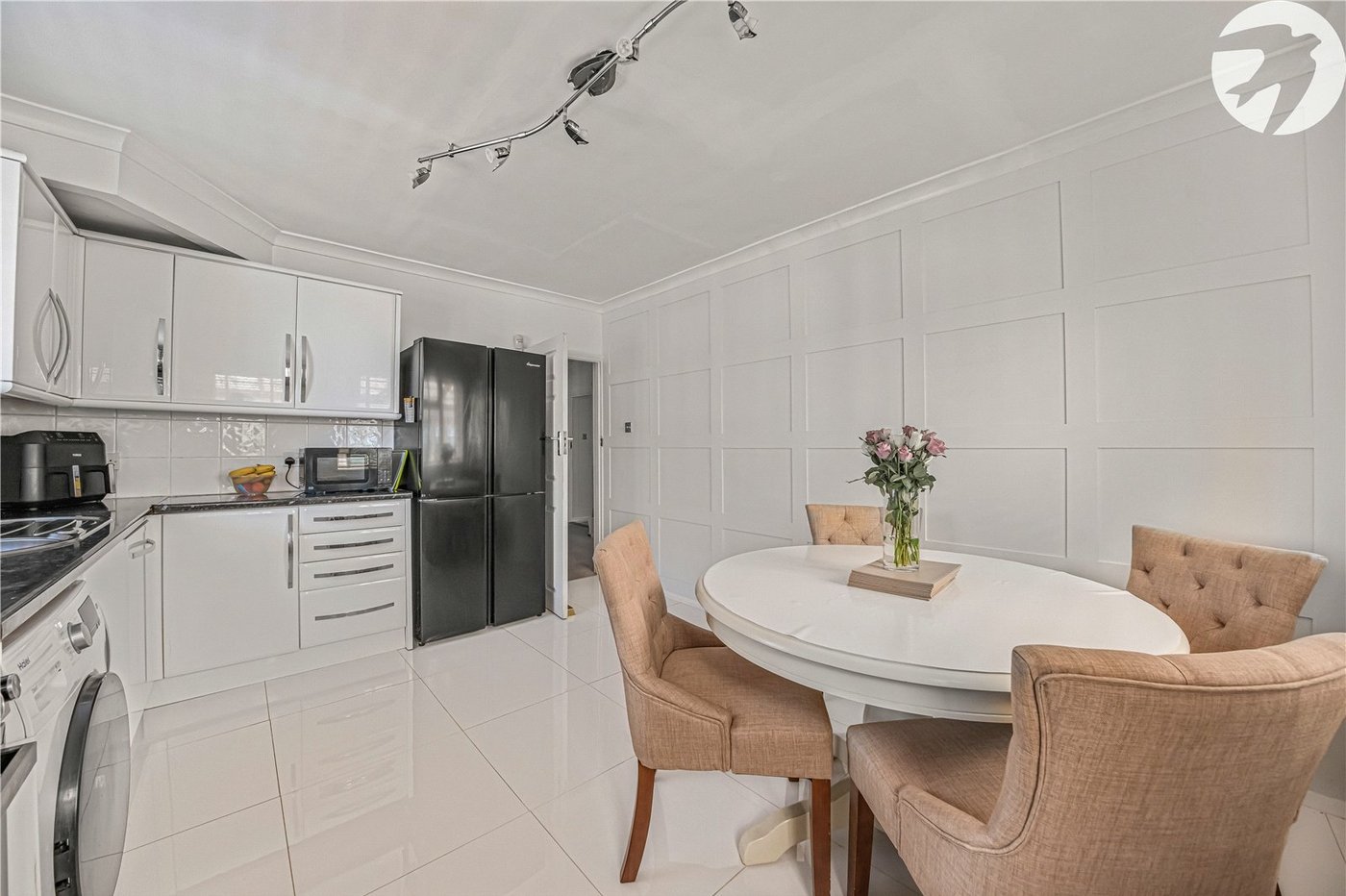 2 bedroom bungalow for sale in Greenhithe | Robinson Jackson