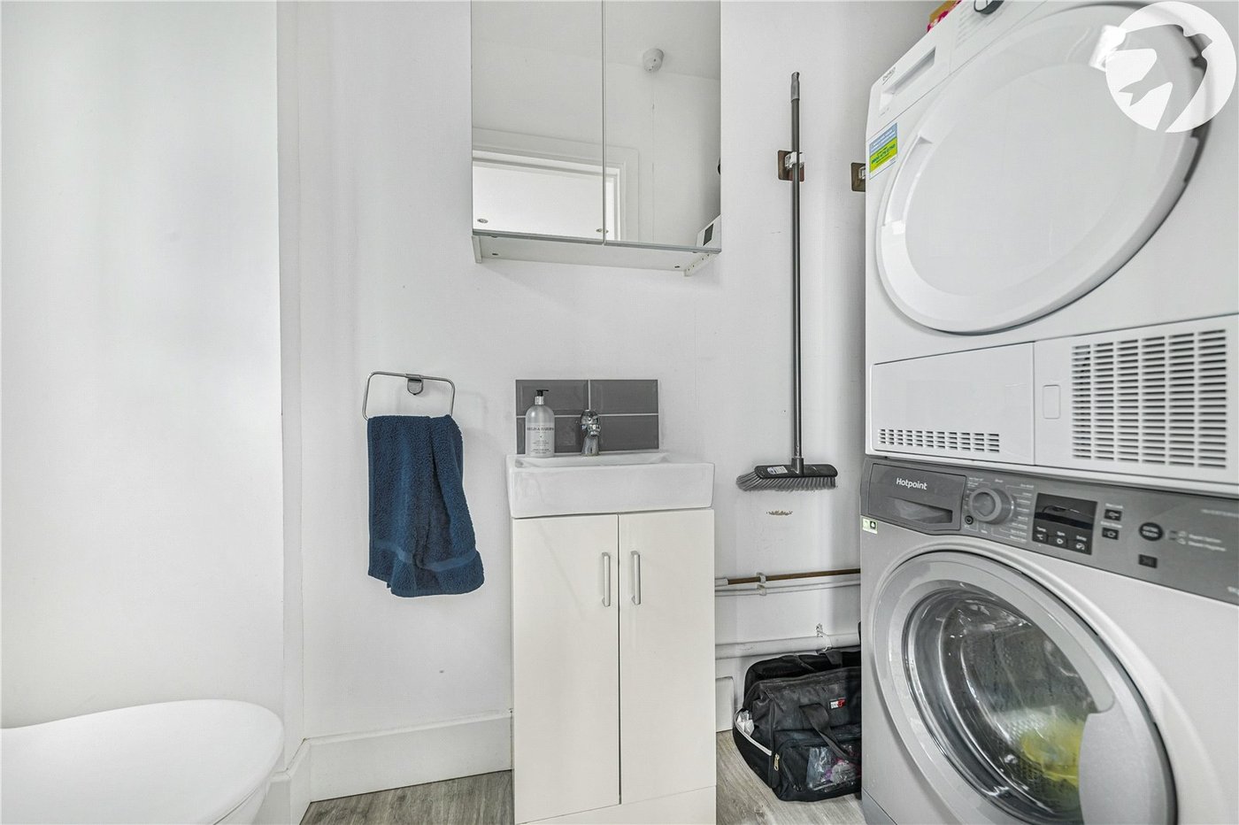 3 bedroom house for sale in Greenhithe | Robinson Jackson