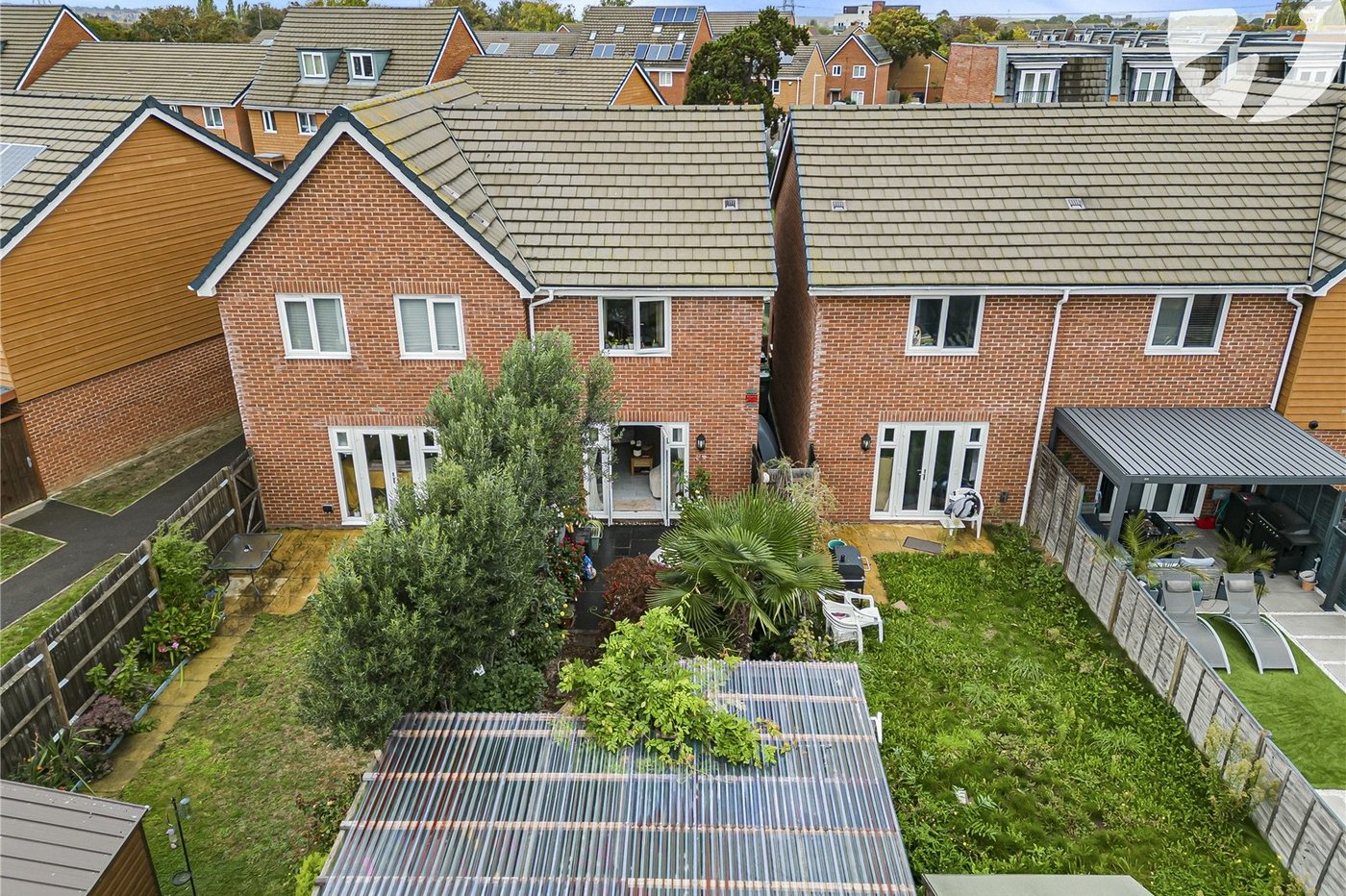 2 bedroom house for sale in Dartford | Robinson Jackson