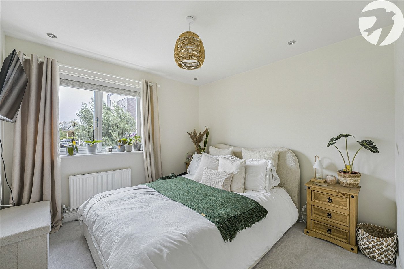 2 bedroom house for sale in Dartford | Robinson Jackson