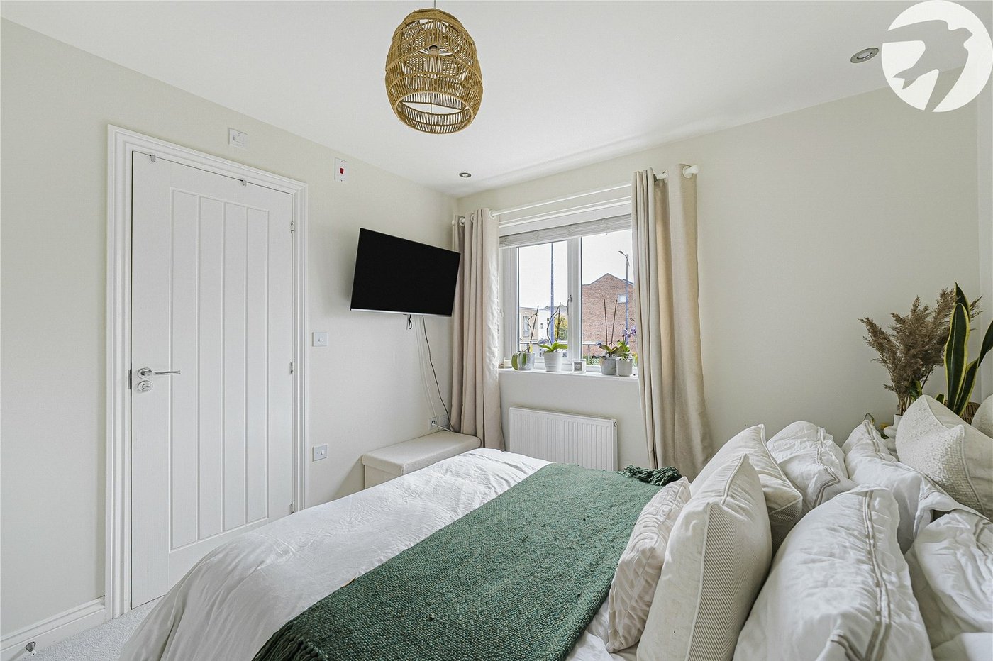 2 bedroom house for sale in Dartford | Robinson Jackson