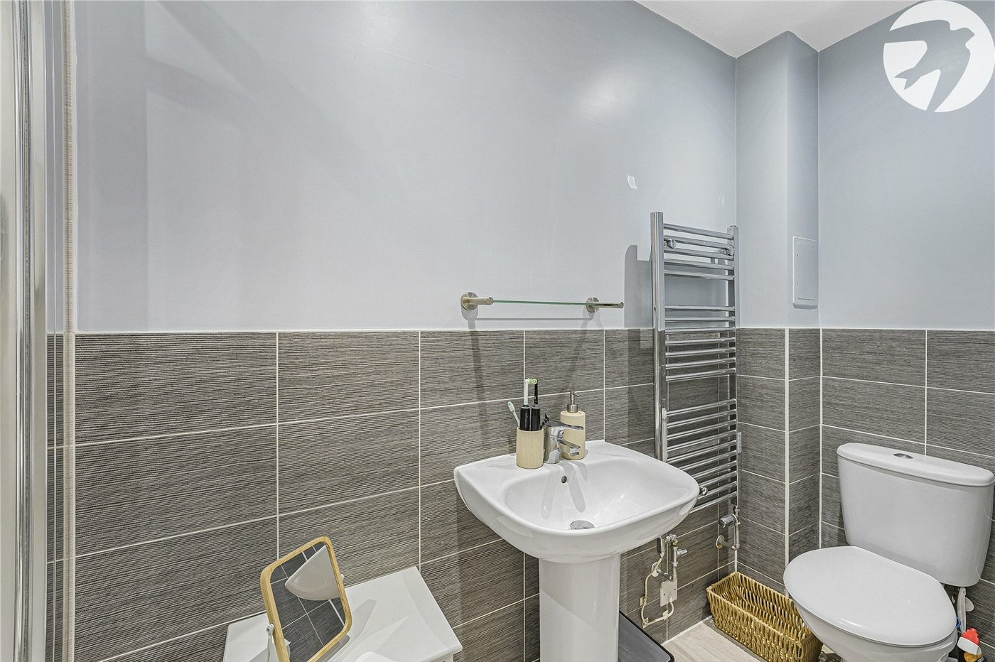 2 bedroom house for sale in Dartford | Robinson Jackson