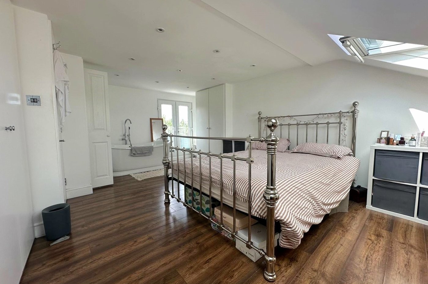 4 bedroom house for sale in Catford | Robinson Jackson