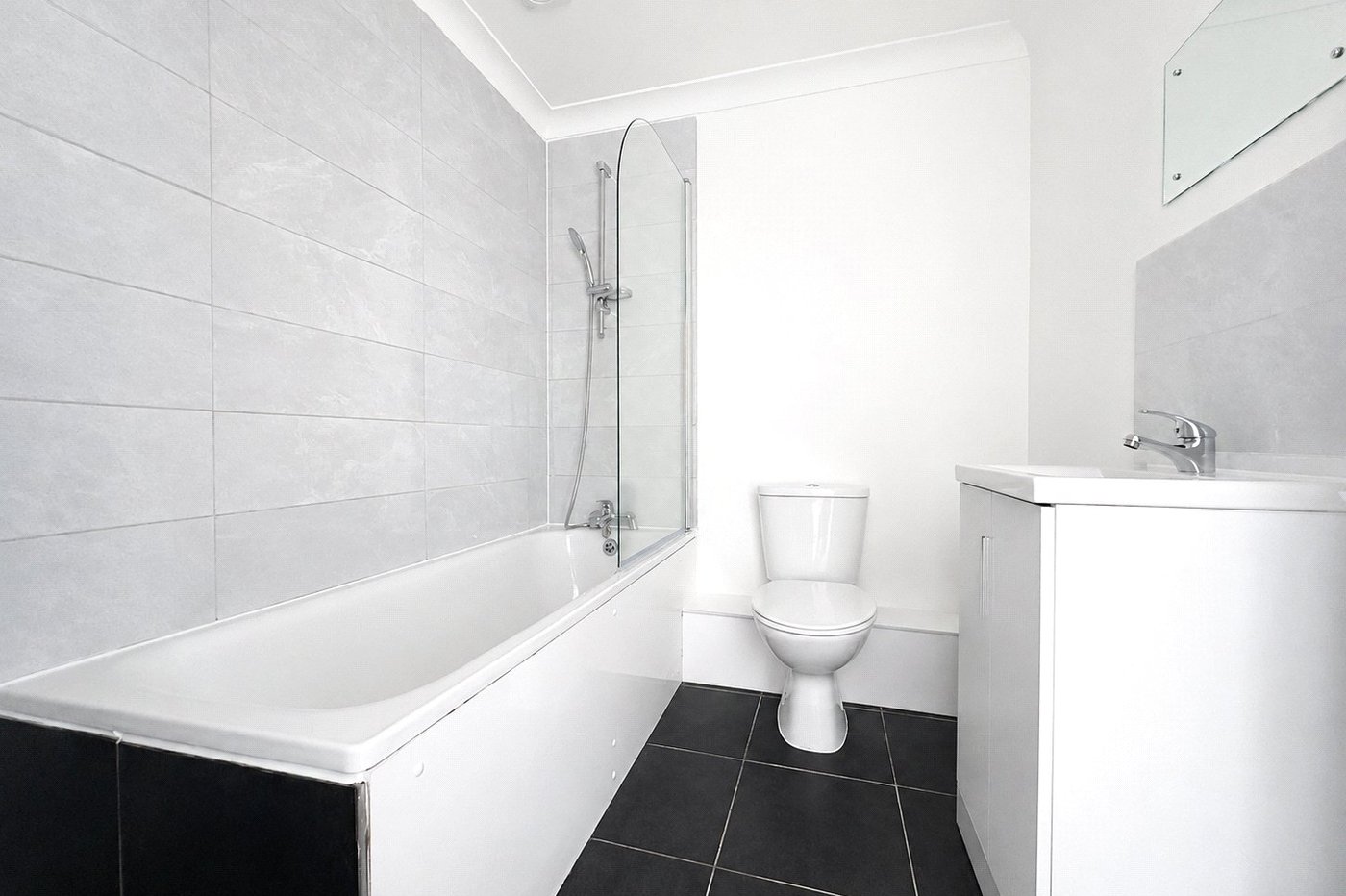 1 bedroom house for sale in London | Robinson Jackson