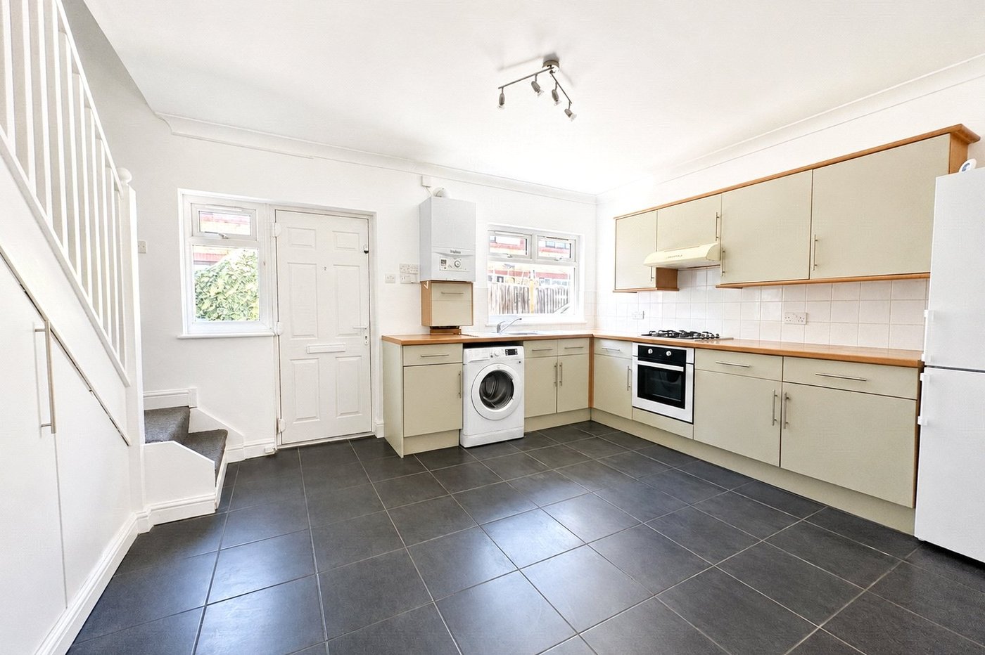 1 bedroom house for sale in London | Robinson Jackson