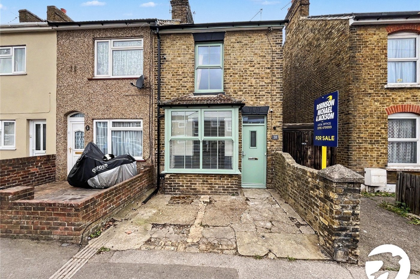 2 bedroom house for sale in Sittingbourne | Robinson Michael & Jackson