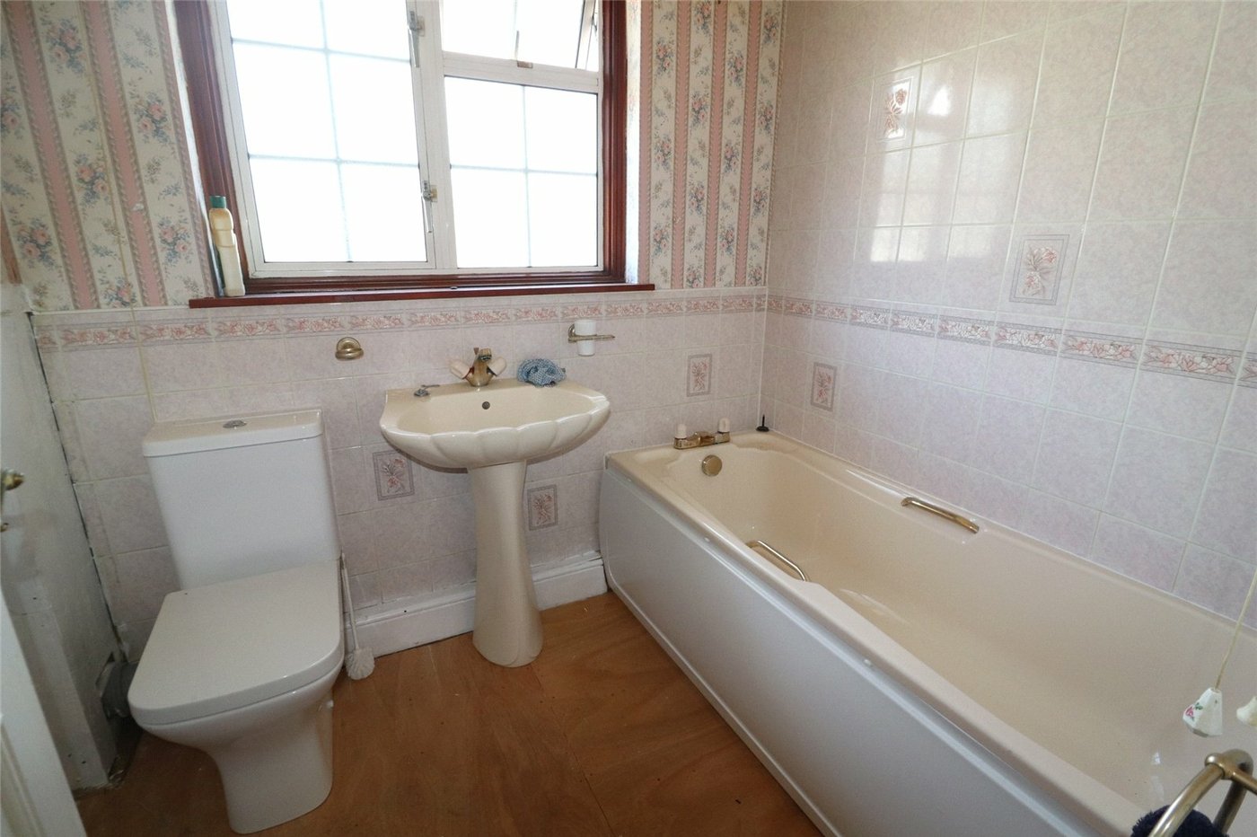 3 bedroom house for sale in Erith | Robinson Jackson