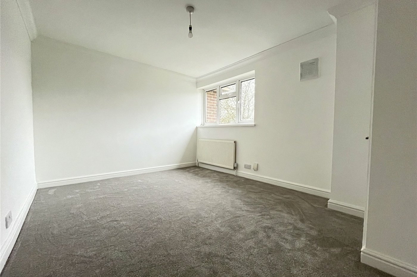 2 bedroom house for sale in Walderslade | Robinson Michael & Jackson