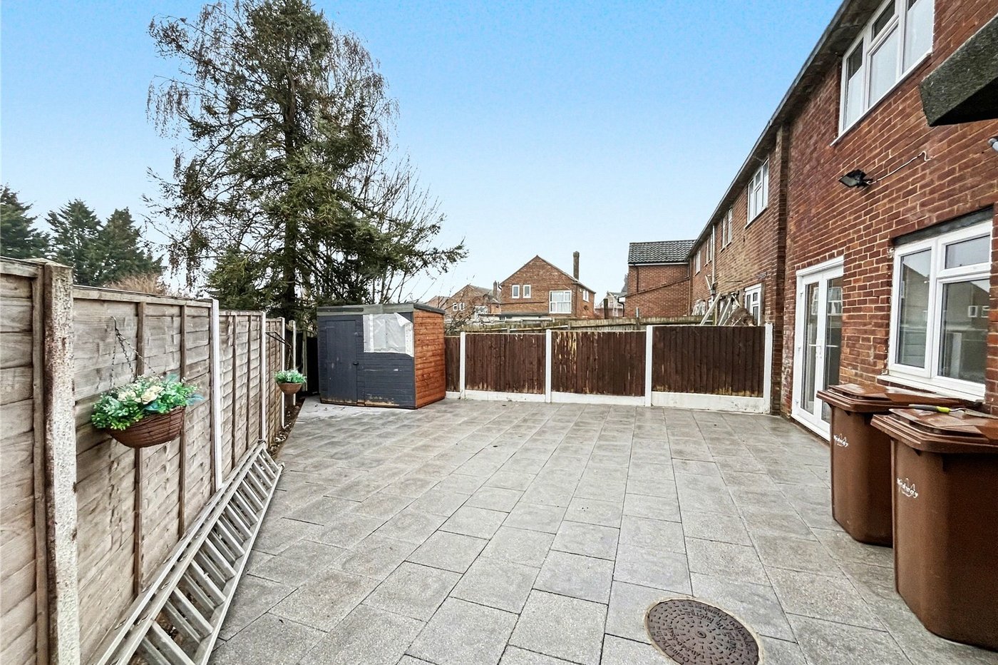 2 bedroom house for sale in Walderslade | Robinson Michael & Jackson