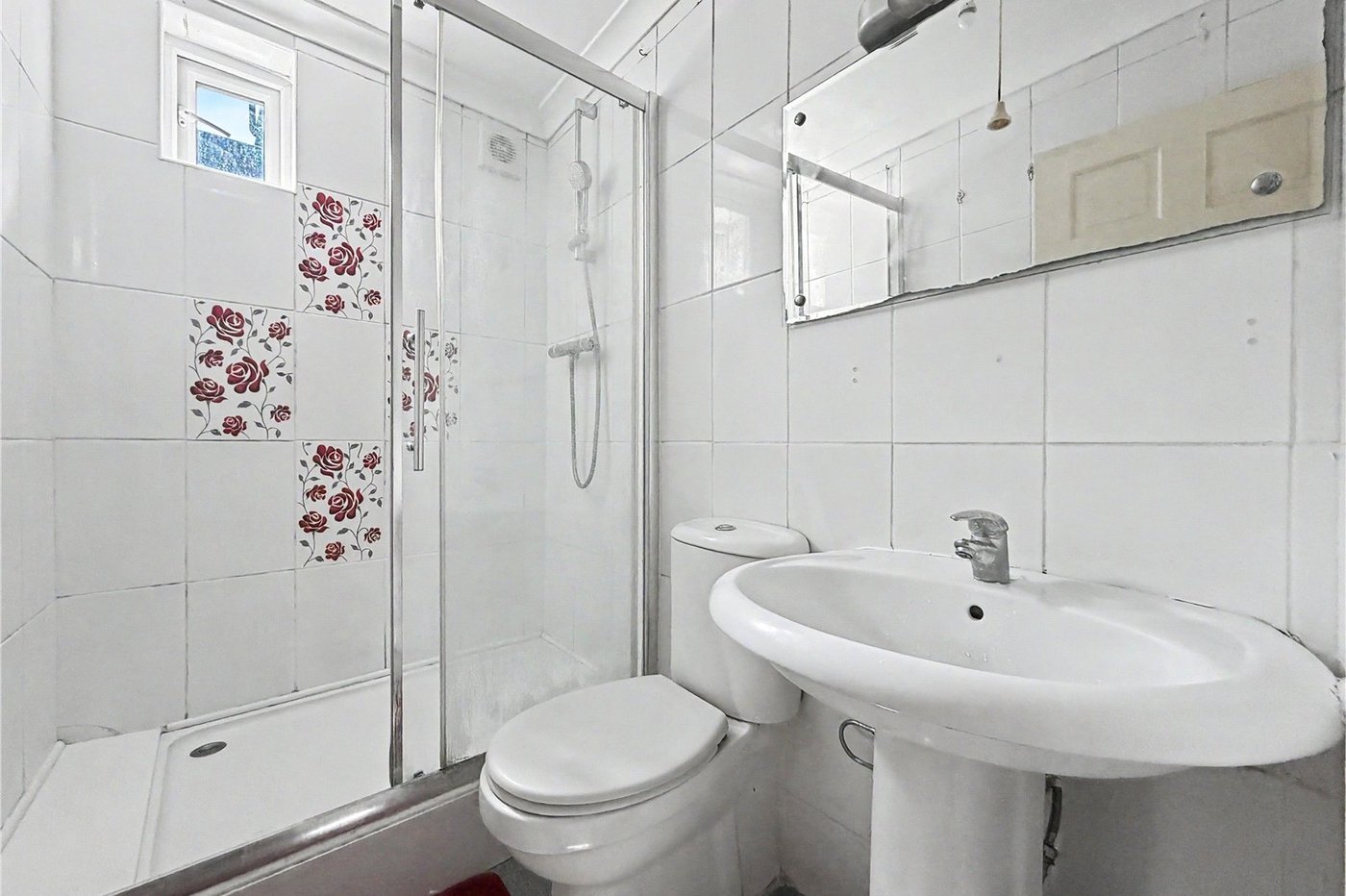 4 bedroom house for sale in Gillingham | Robinson Michael & Jackson