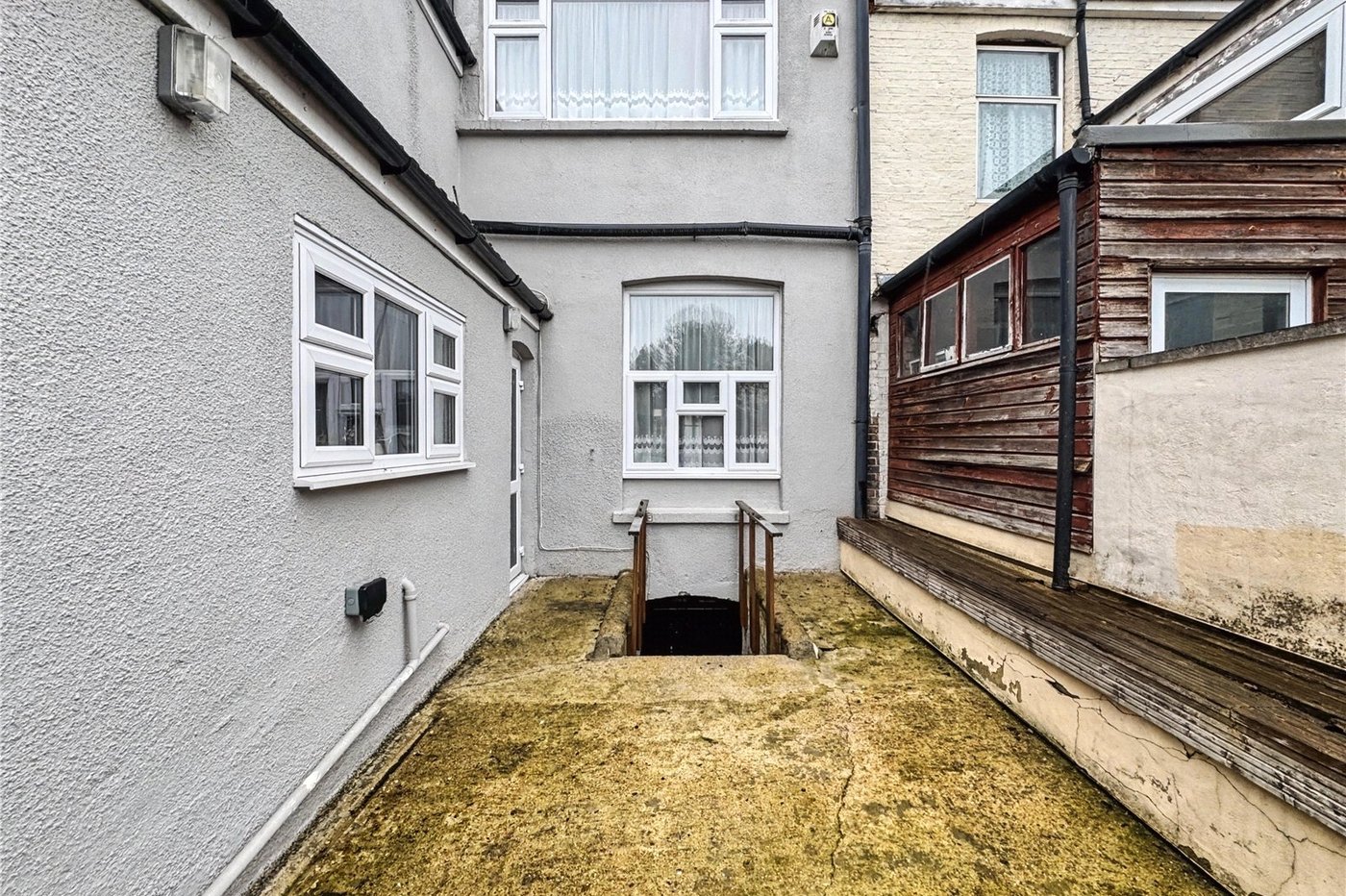 4 bedroom house for sale in Gillingham | Robinson Michael & Jackson