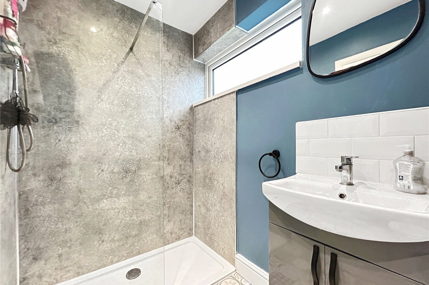 2 bedroom house for sale in Parkwood | Robinson Michael & Jackson