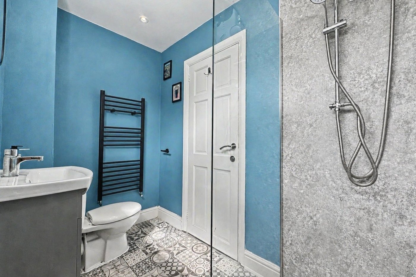 2 bedroom house for sale in Parkwood | Robinson Michael & Jackson