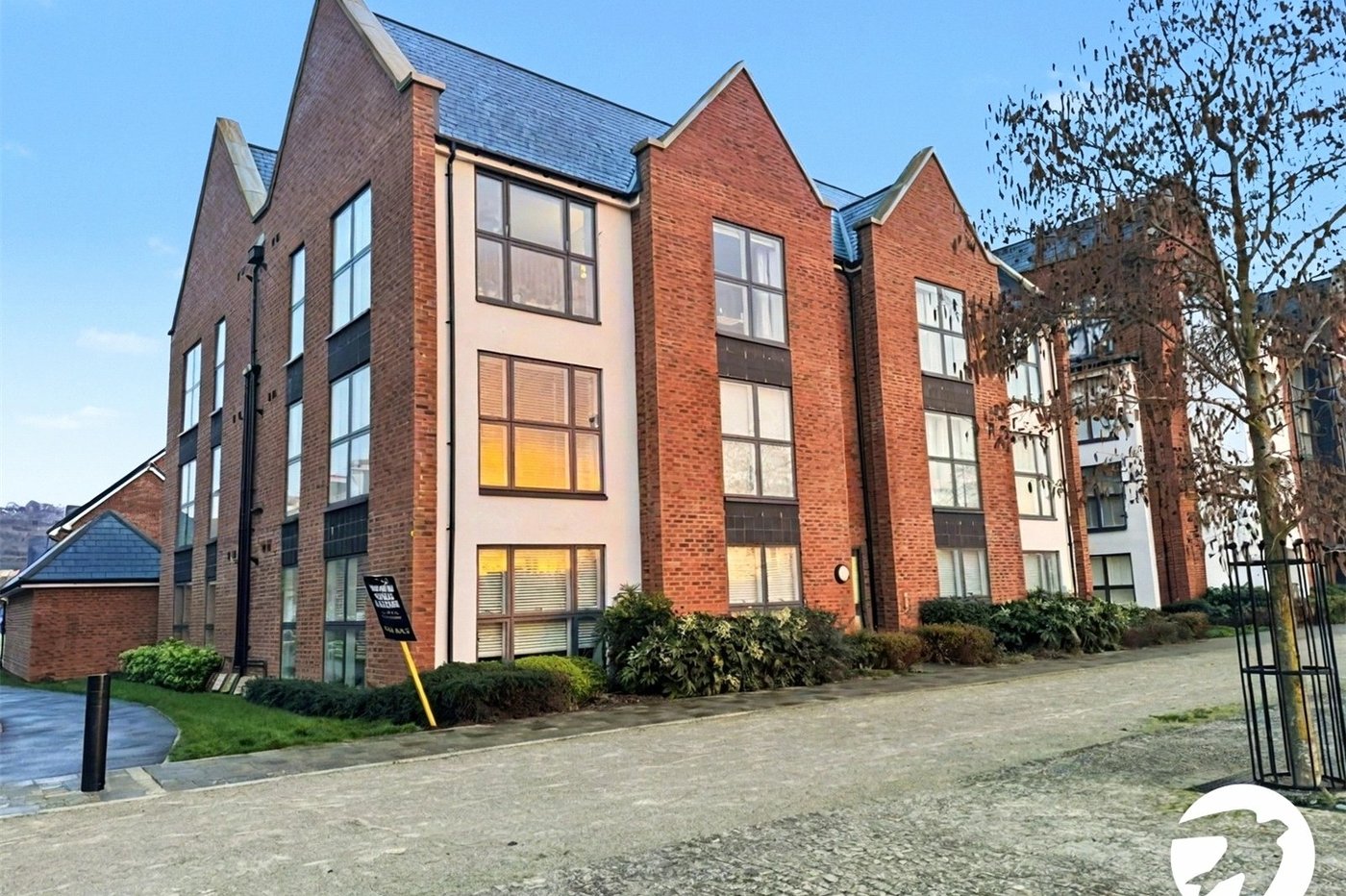 1 bedroom property for sale in Wouldham | Robinson Michael & Jackson