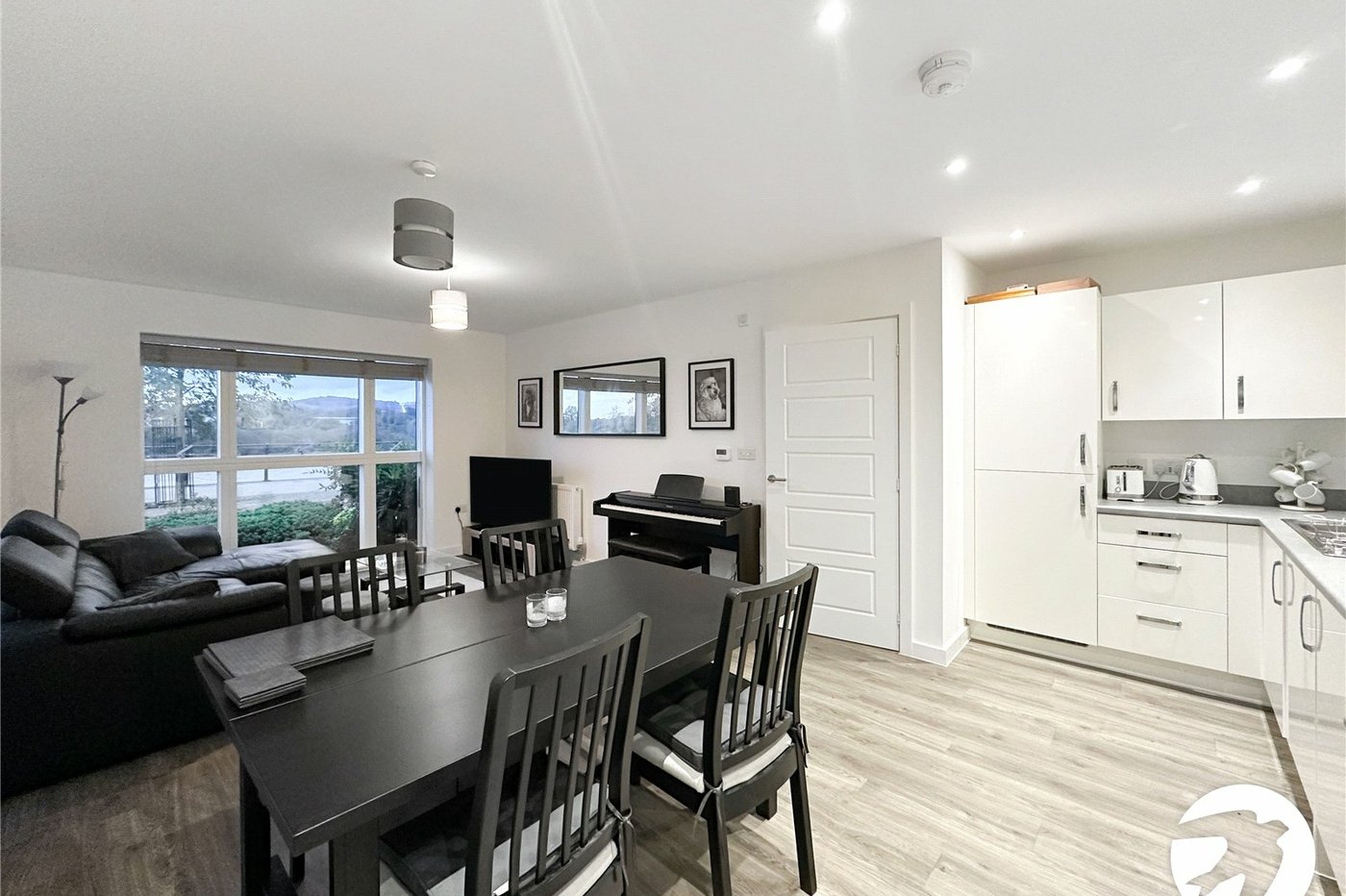 1 bedroom property for sale in Wouldham | Robinson Michael & Jackson