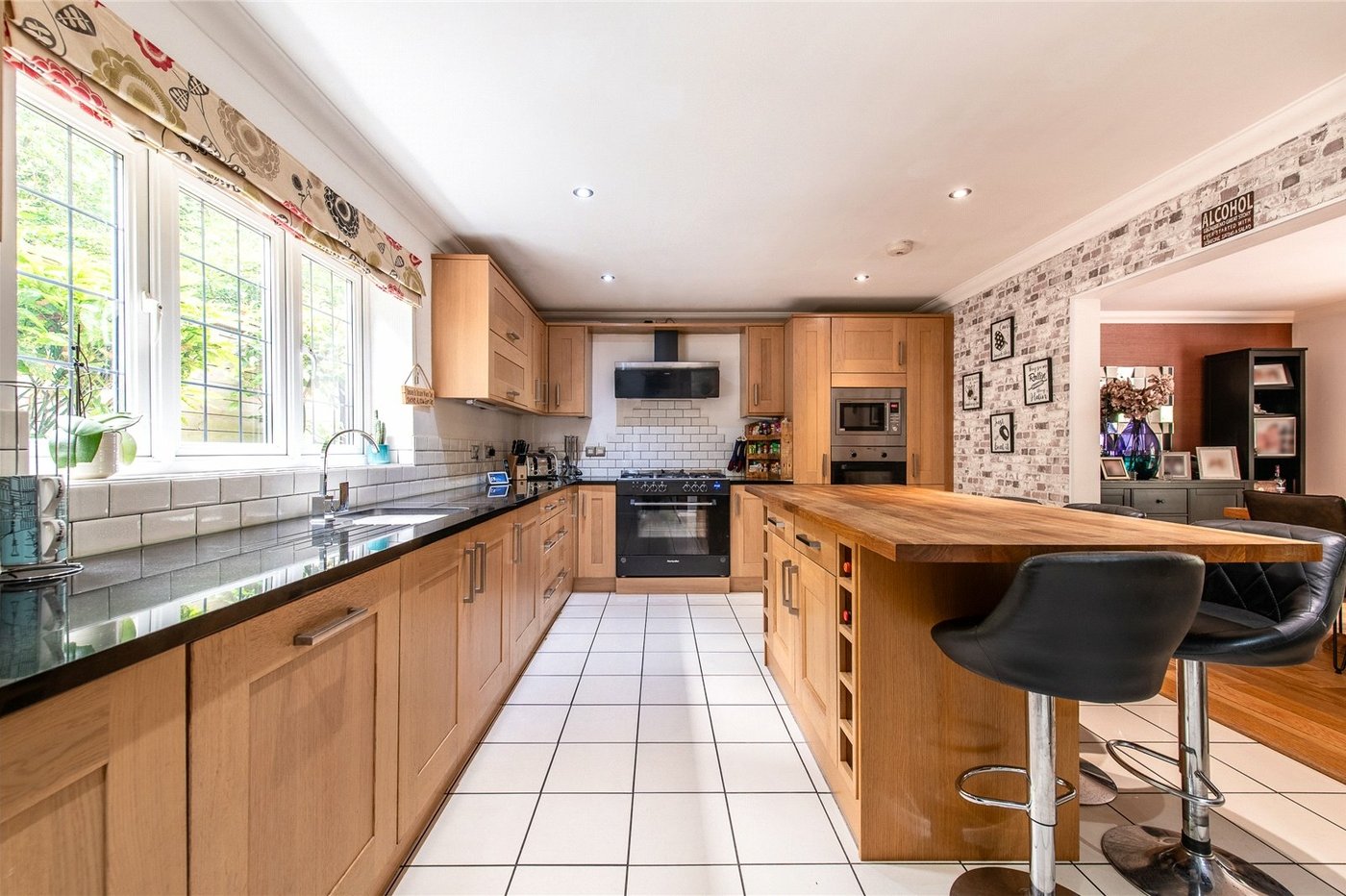 5 bedroom house for sale in Rochester | Robinson Michael & Jackson