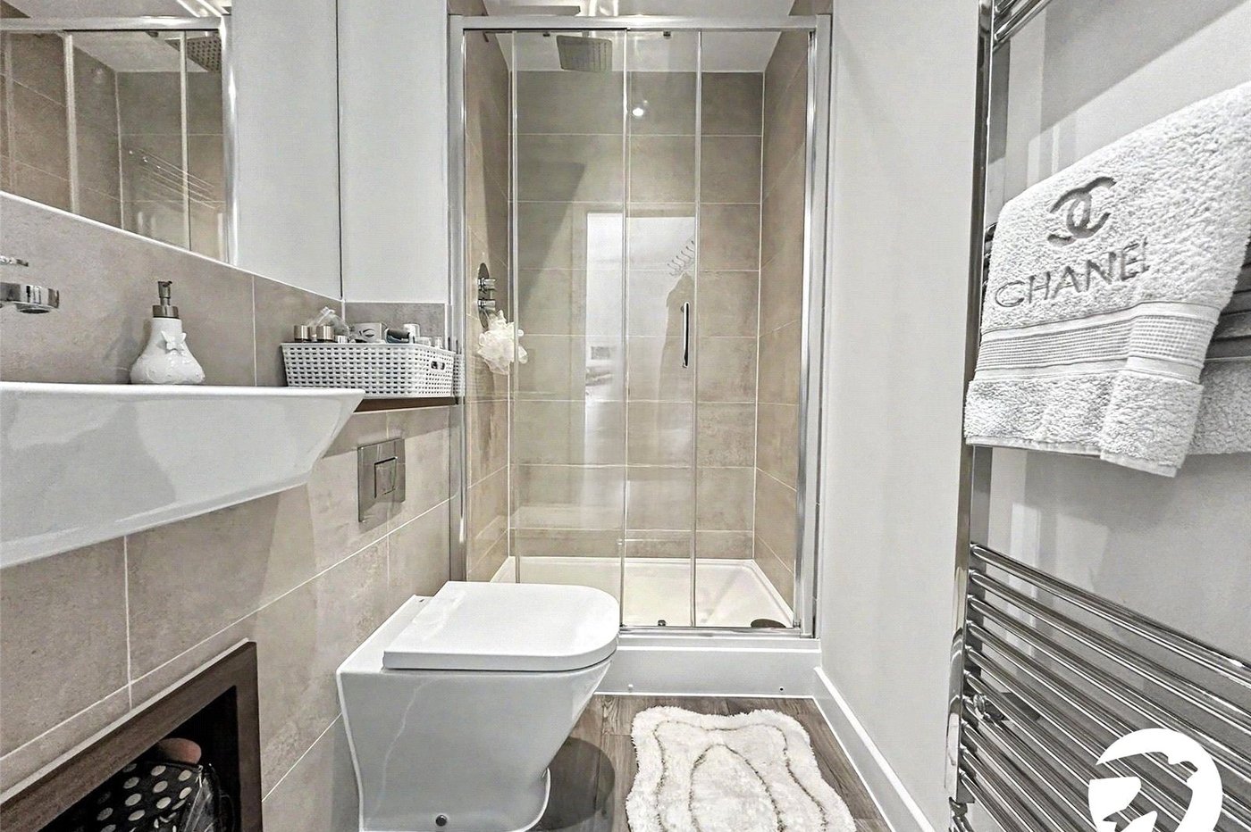 2 bedroom property for sale in Chatham | Robinson Michael & Jackson