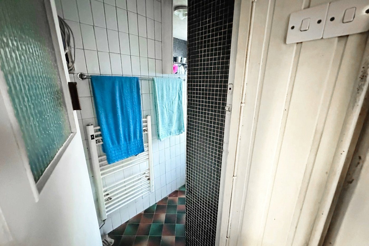 3 bedroom house for sale in London | Robinson Jackson