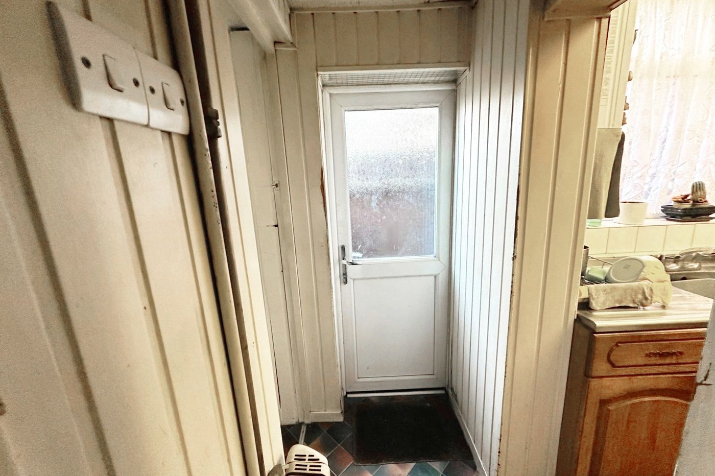 3 bedroom house for sale in London | Robinson Jackson