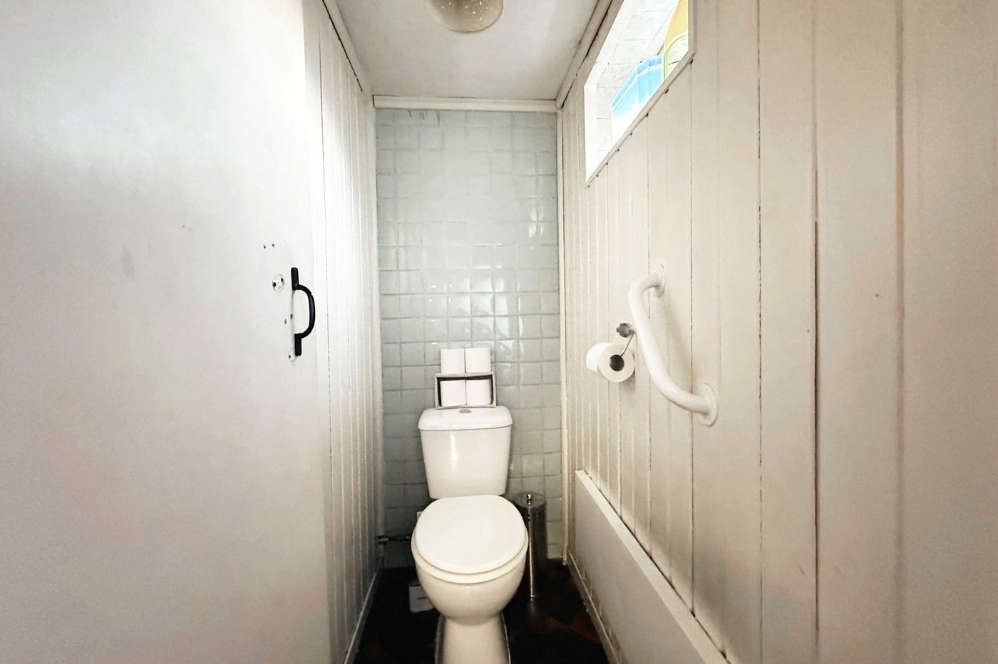 3 bedroom house for sale in London | Robinson Jackson