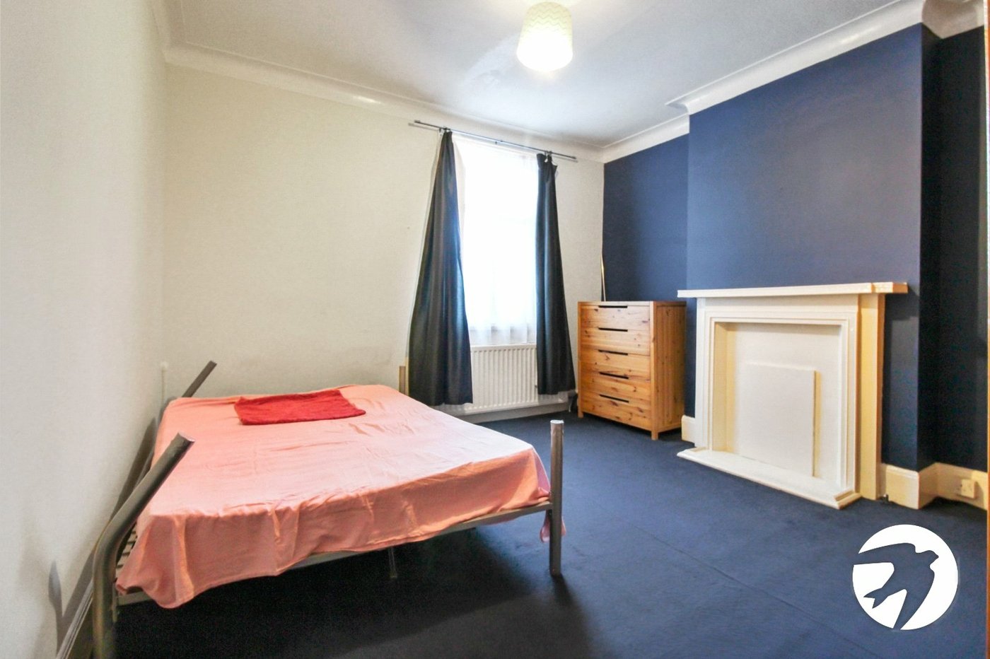 3 bedroom house for sale in London | Robinson Jackson