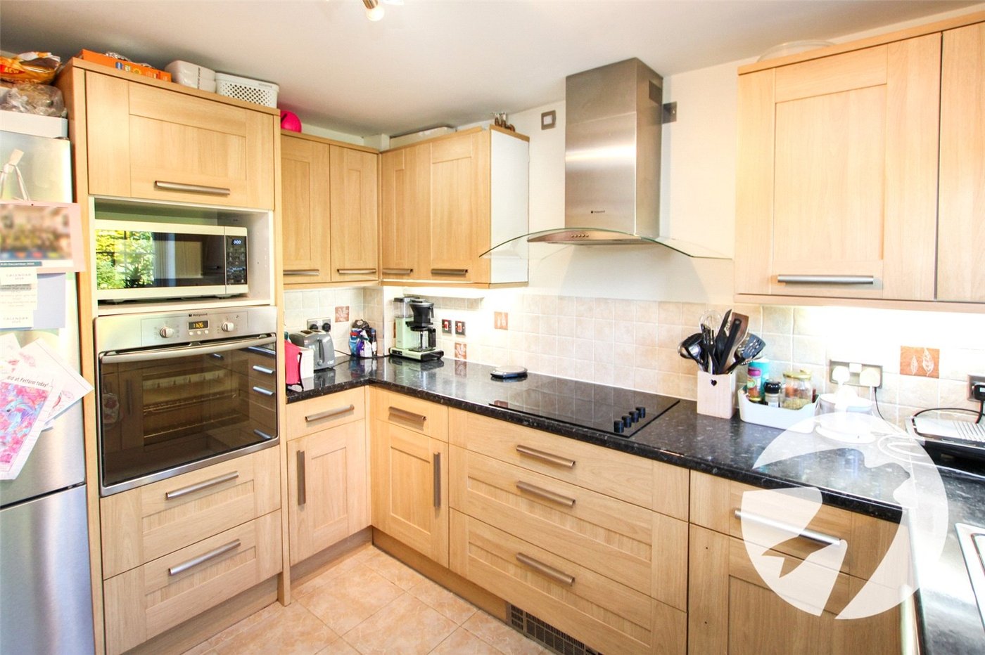 3 bedroom house for sale in London | Robinson Jackson