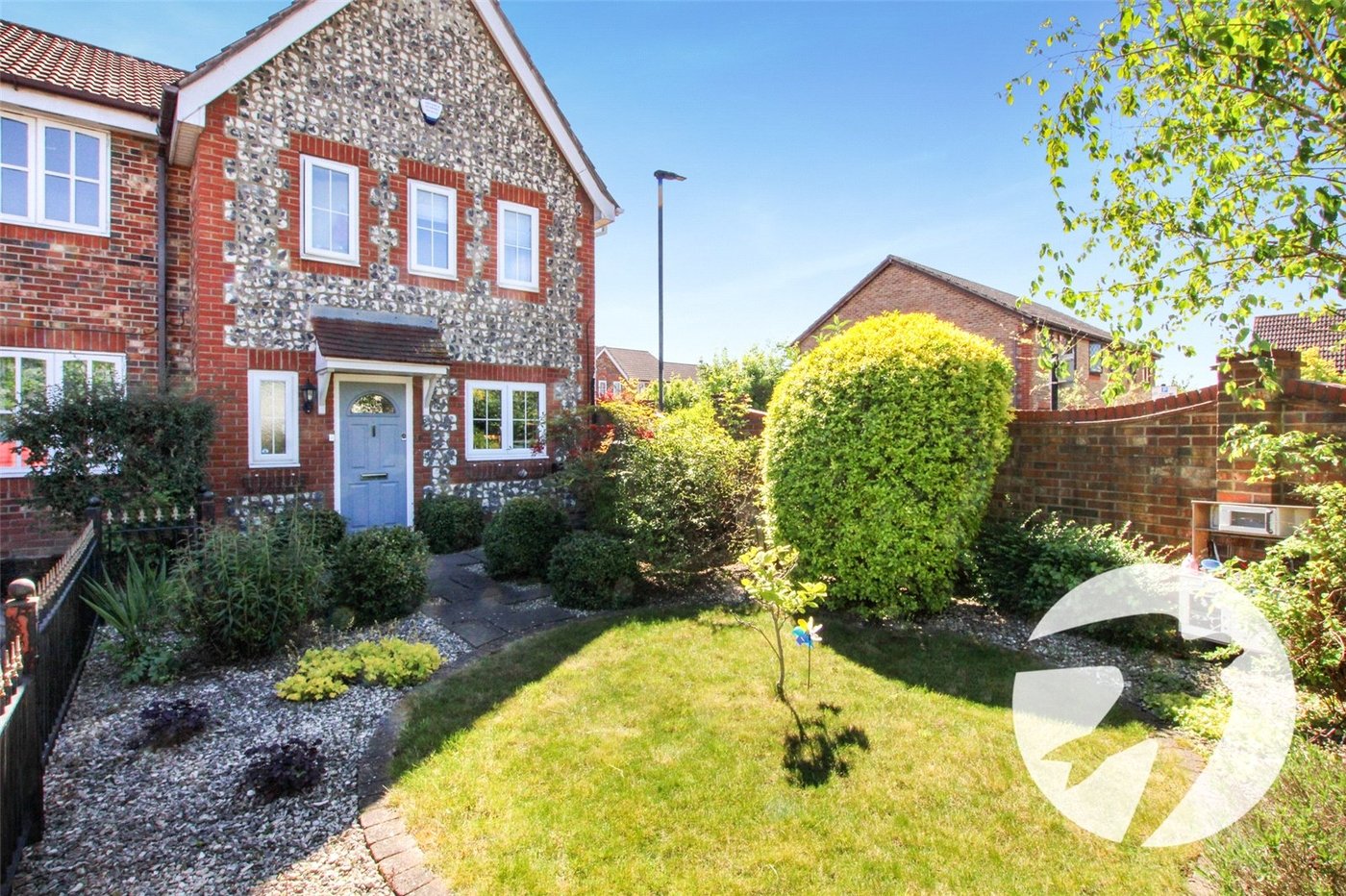 3 bedroom house for sale in London | Robinson Jackson