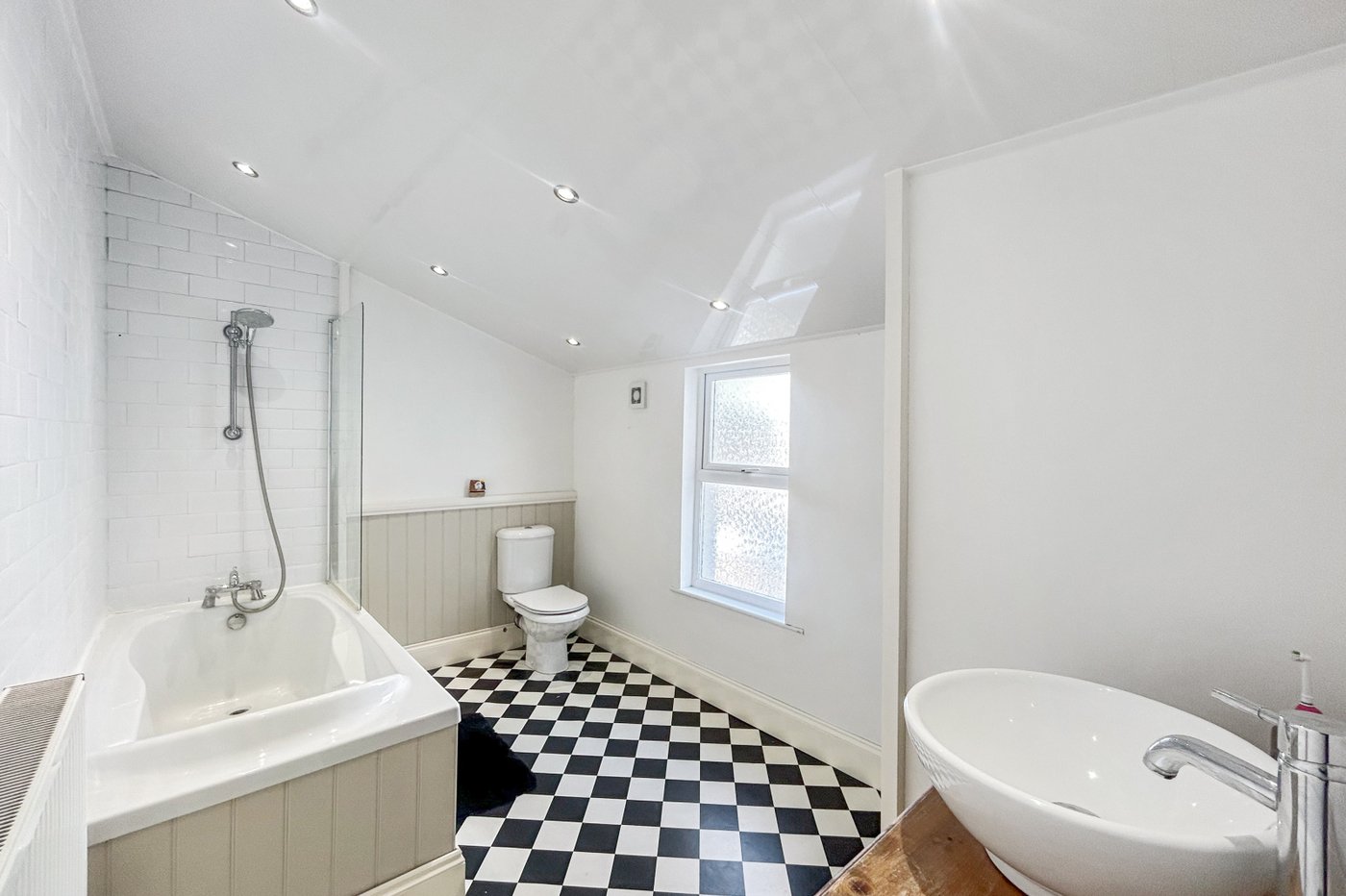 2 bedroom house for sale in Gillingham | Robinson Michael & Jackson