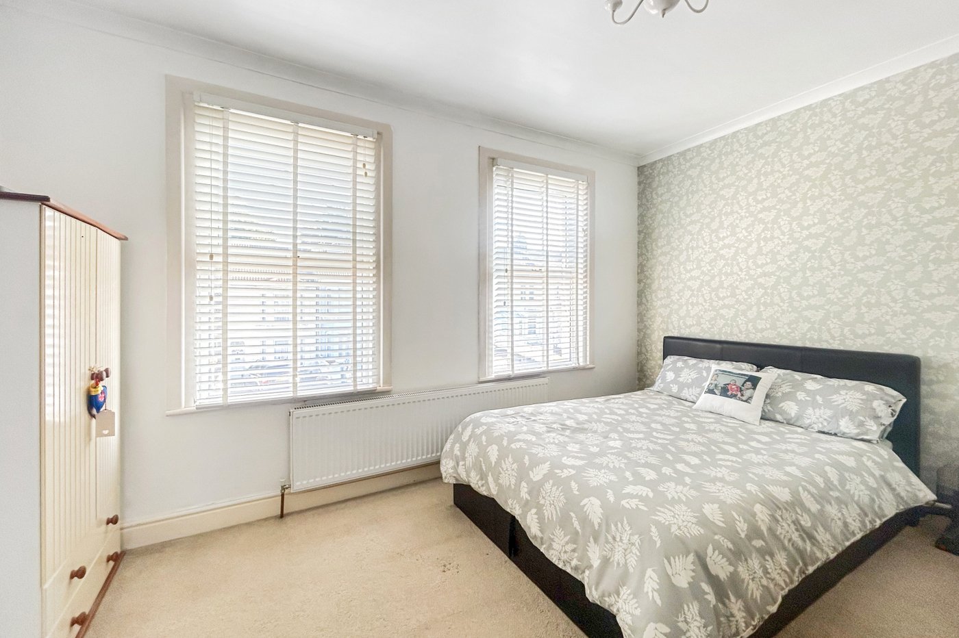 2 bedroom house for sale in Gillingham | Robinson Michael & Jackson