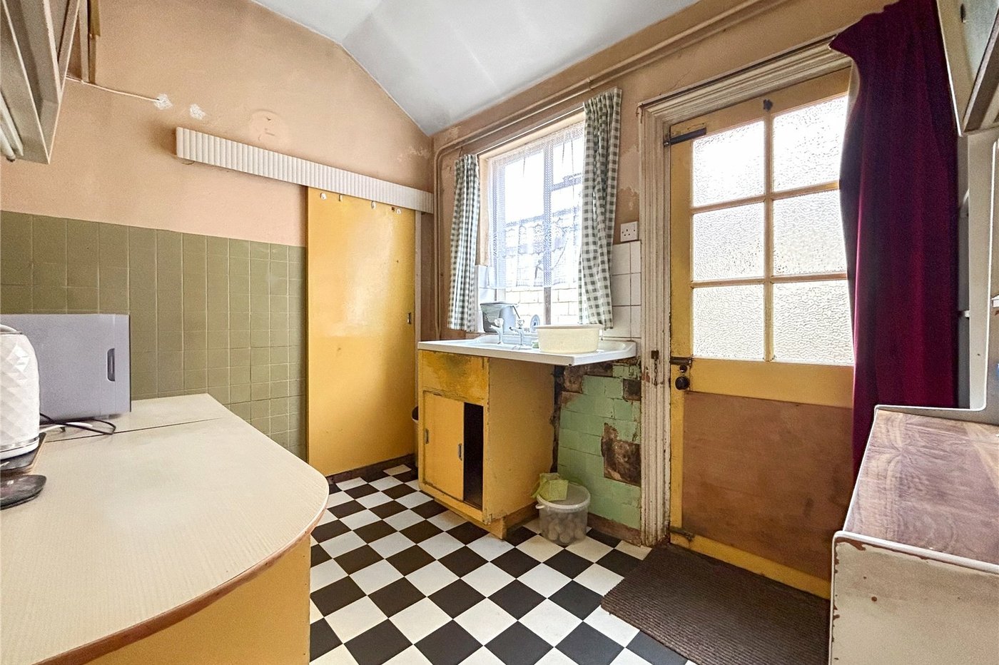 4 bedroom house for sale in Gillingham | Robinson Michael & Jackson